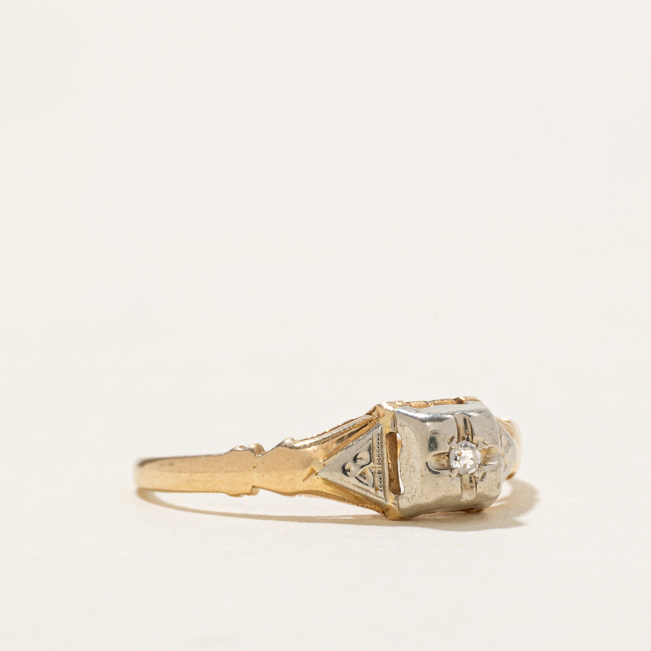 Two Tone Star Set Diamond Ring | SZ 5.75
