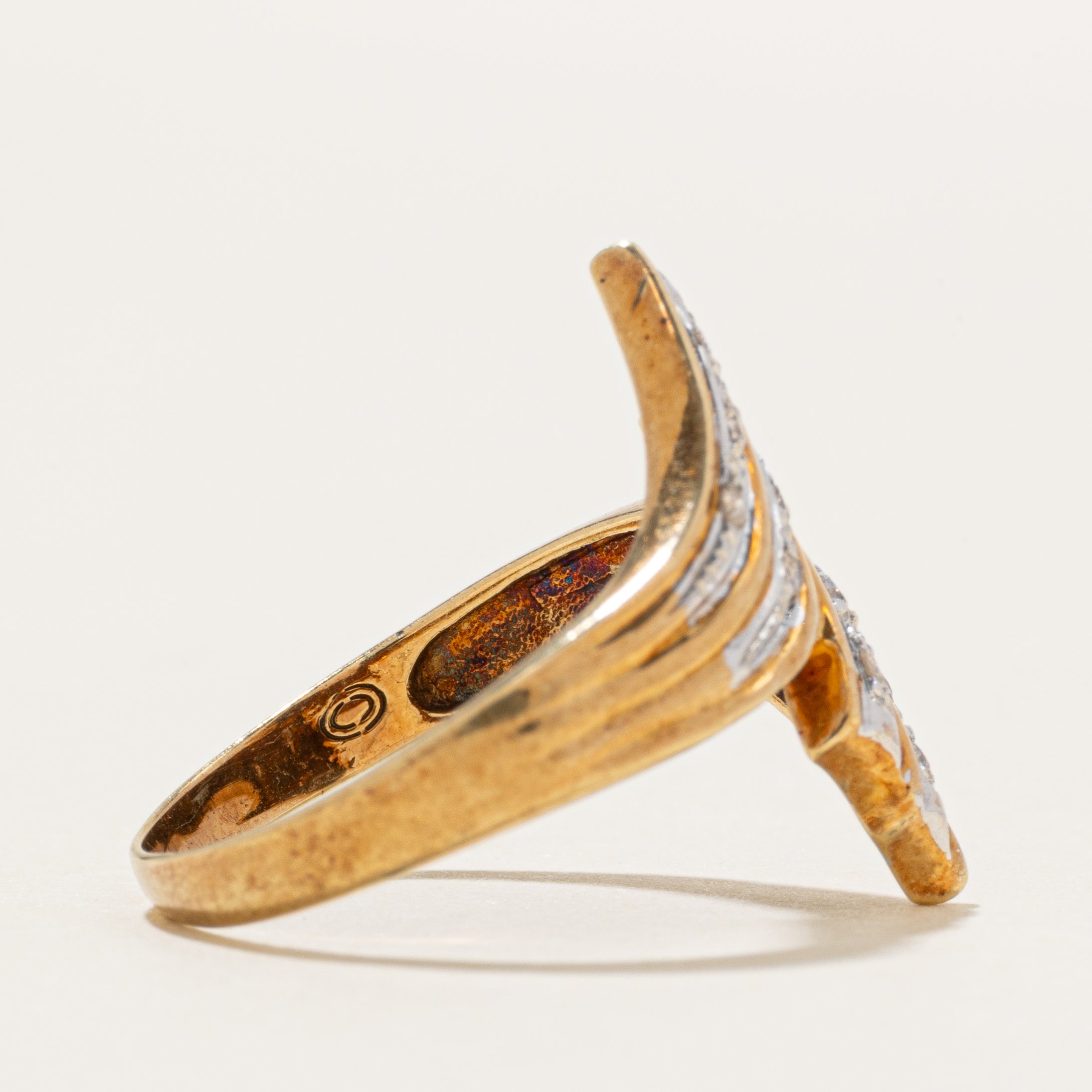 Two Tone Diamond Grooved Bypass Ring | SZ 6.5