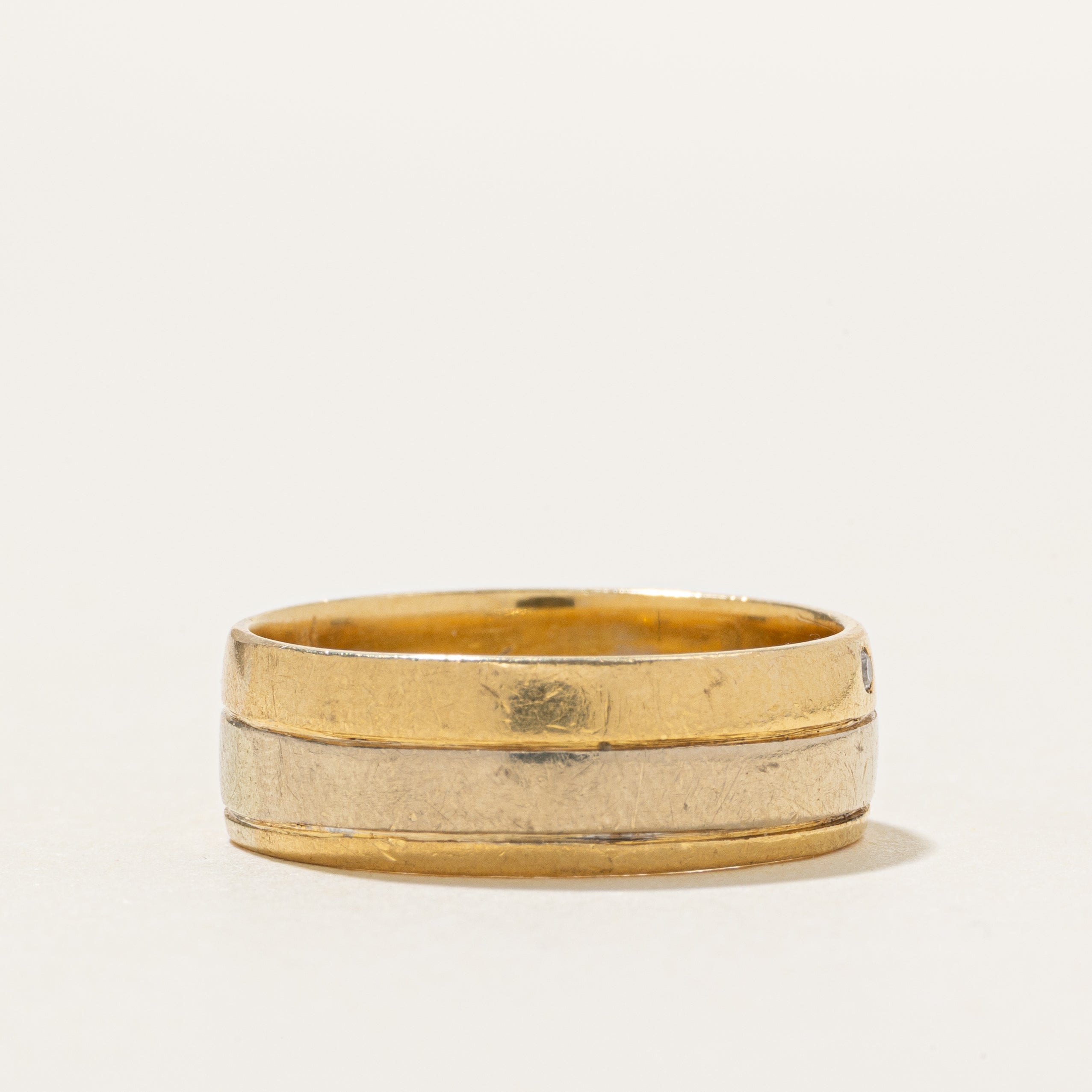 Two Tone Diamond Grooved Band | 6.5mm | SZ 8