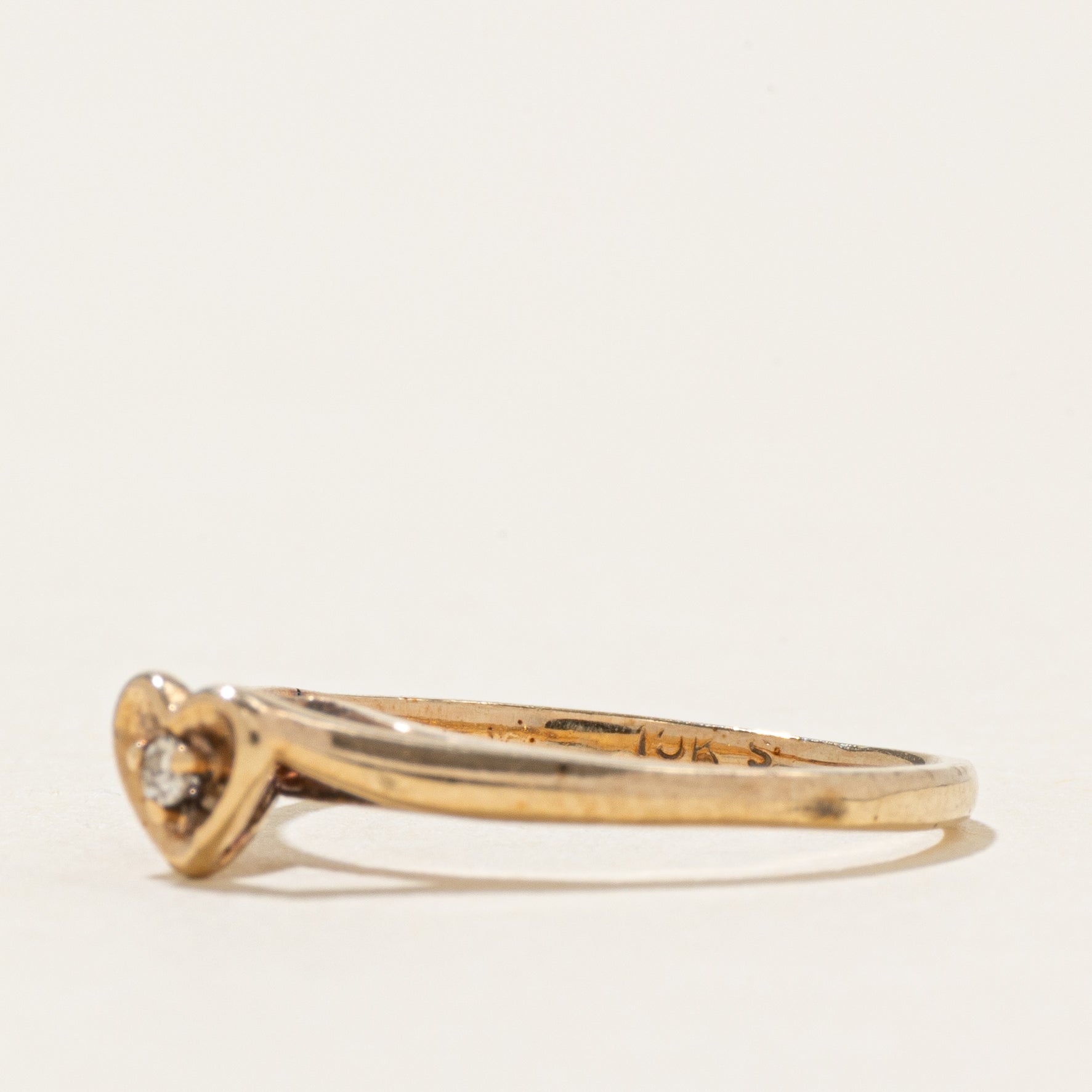 Solitaire Diamond Heart Cathedral Ring | SZ 3.75
