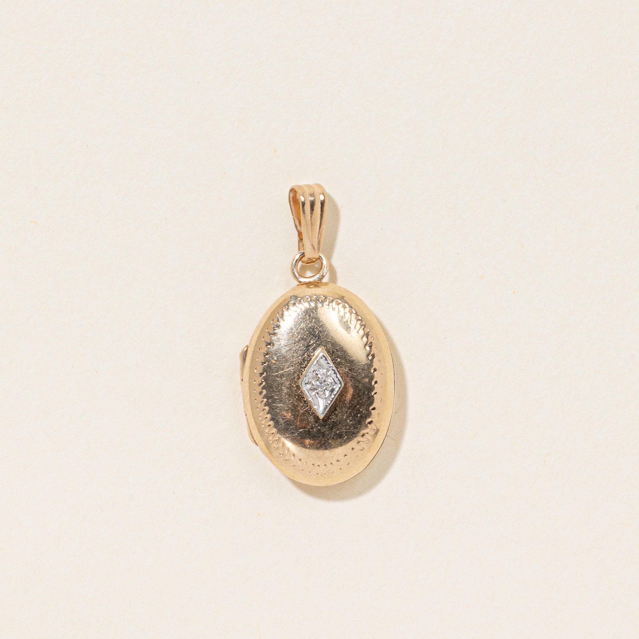 10k Diamond Oval Locket