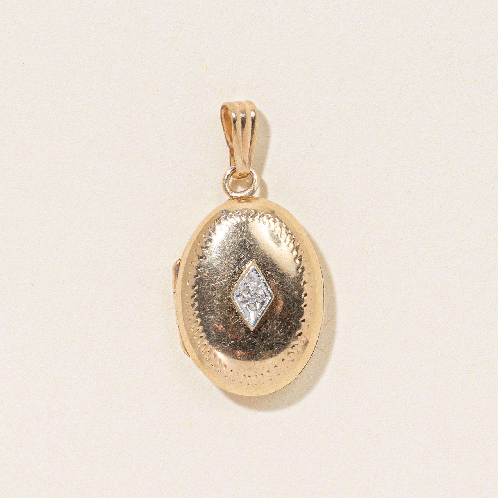 10k Diamond Oval Locket