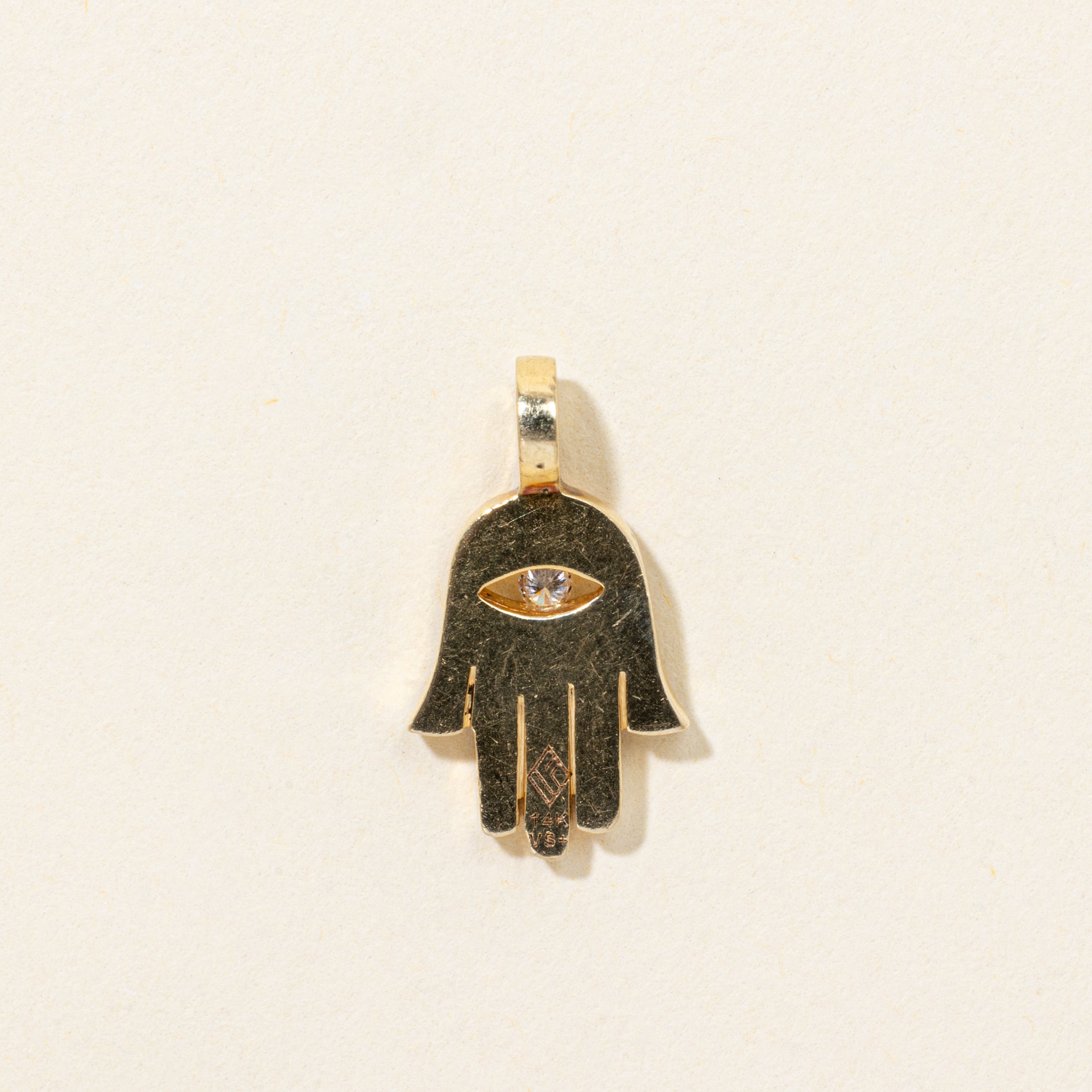 Pendentif main de Hamsa en diamant 14 carats