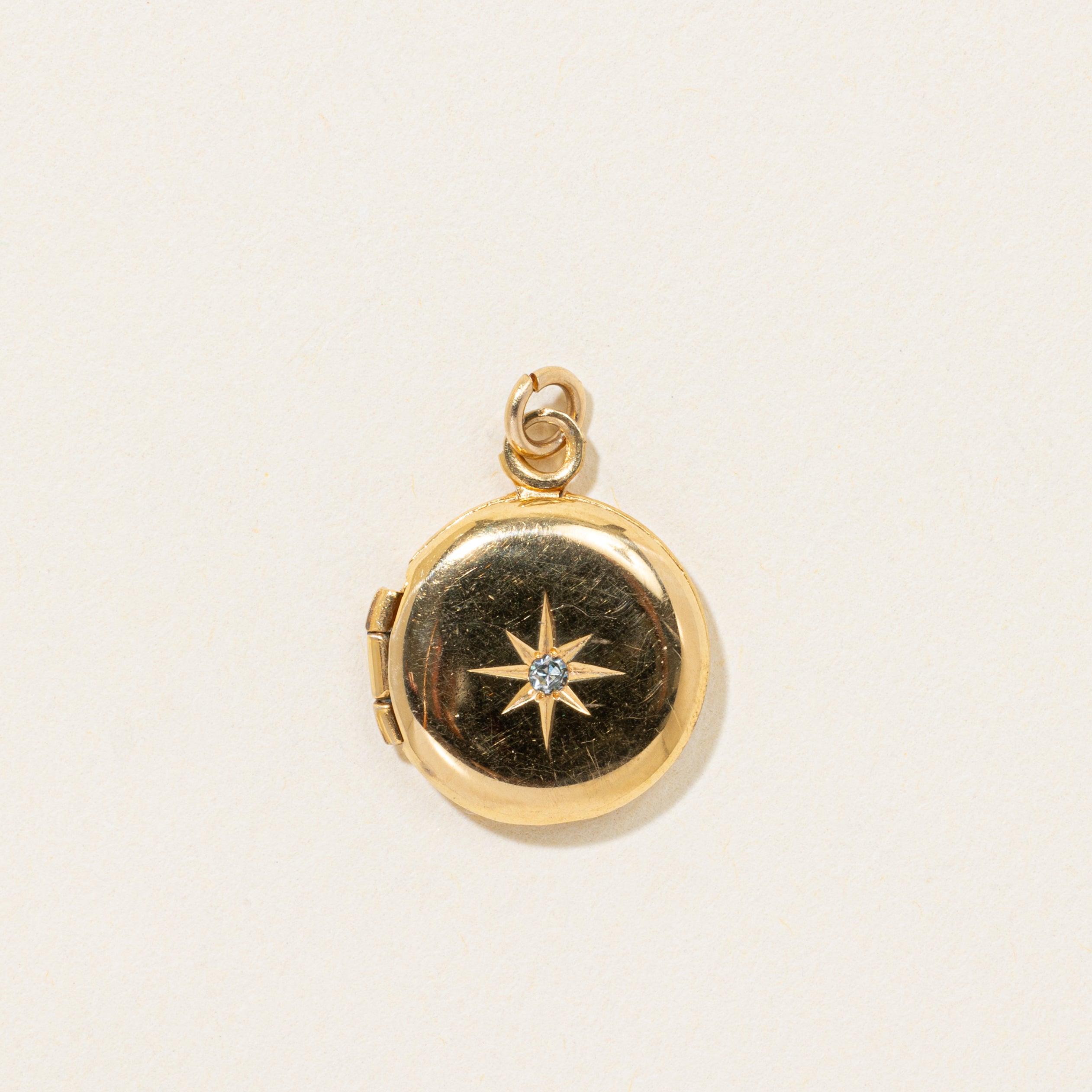 14k Star Set Diamond Locket