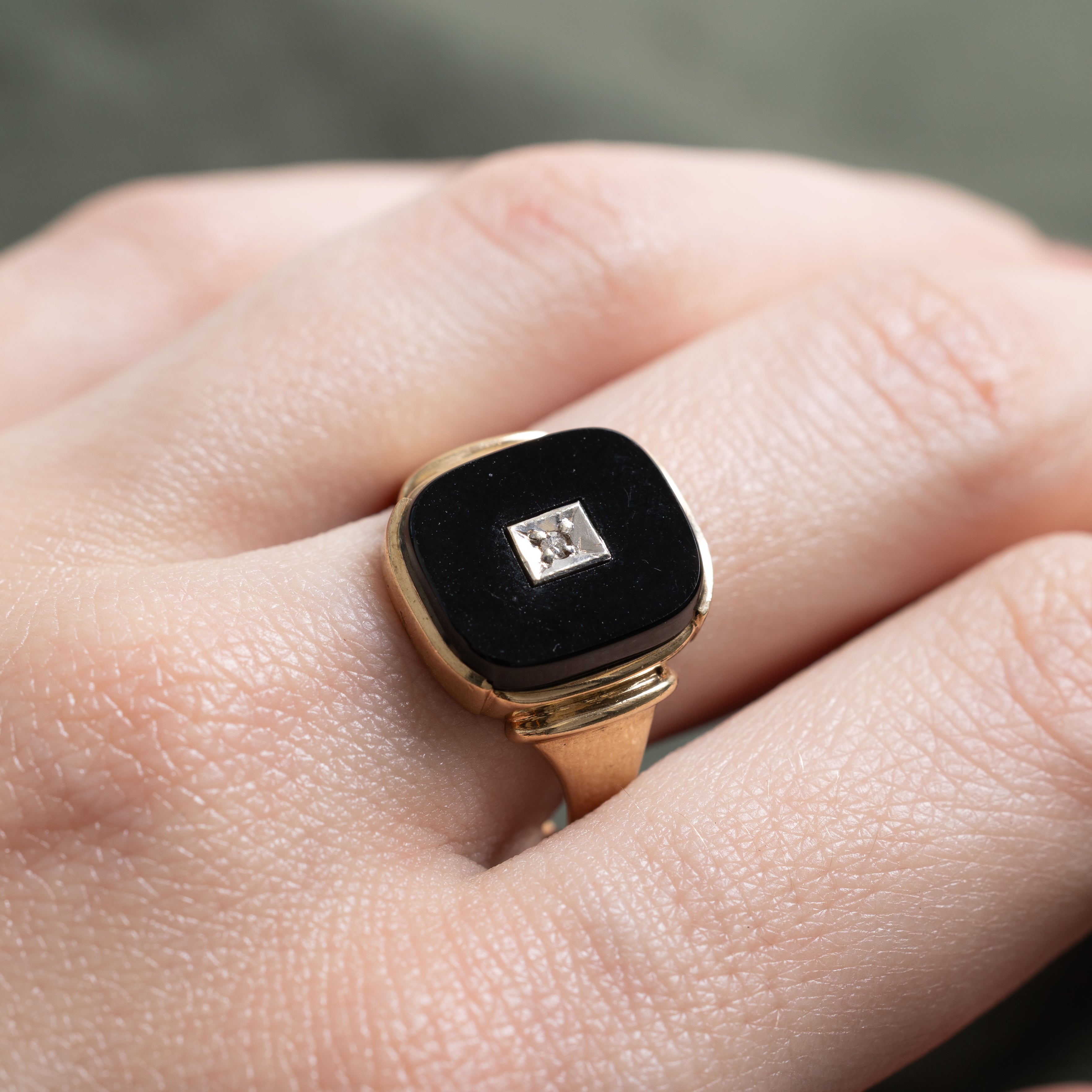 1987 London Bezel Set Onyx & Diamond Ring | 2.85ct, 0.005ct | SZ 9.5