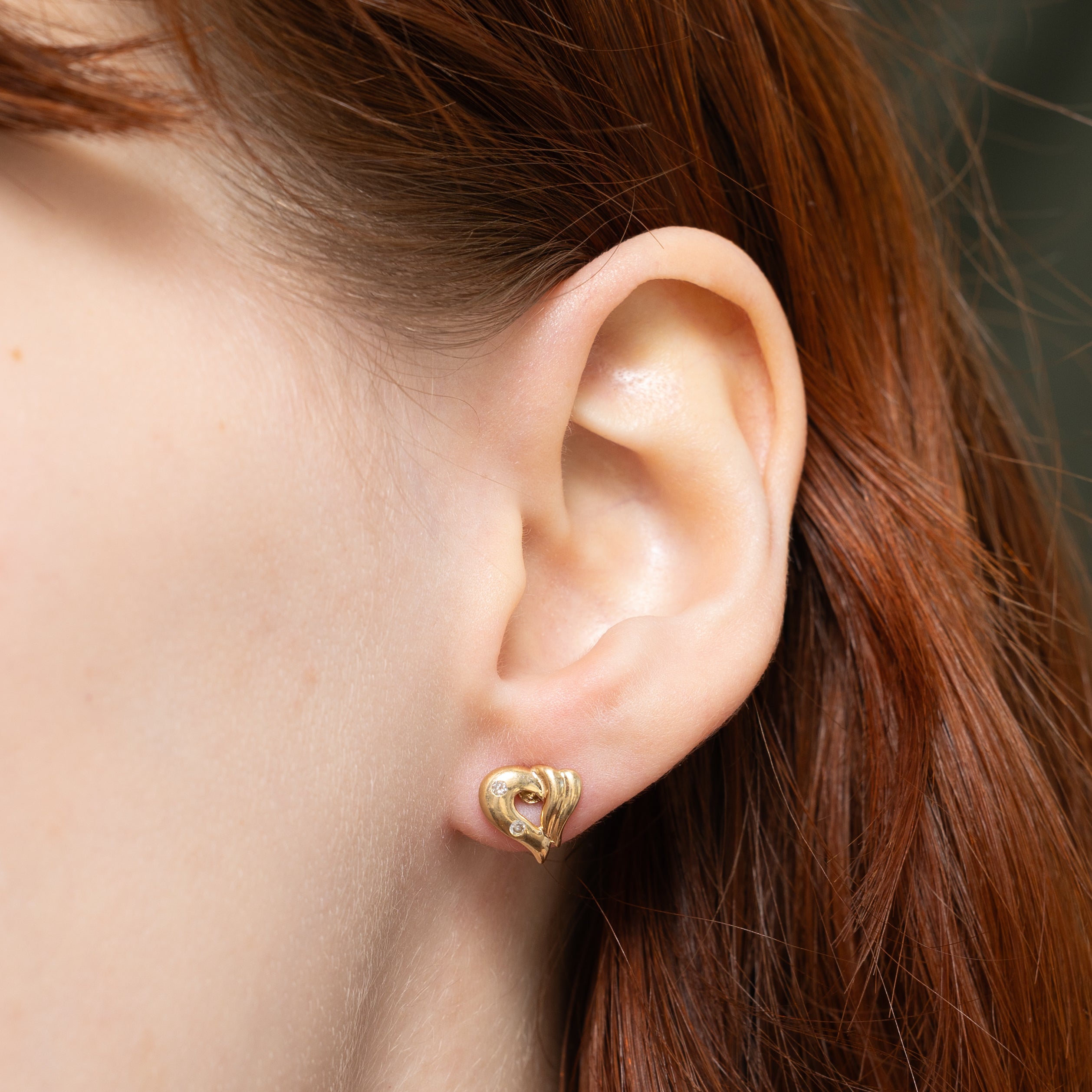 10k Diamond Grooved Heart Stud Earrings