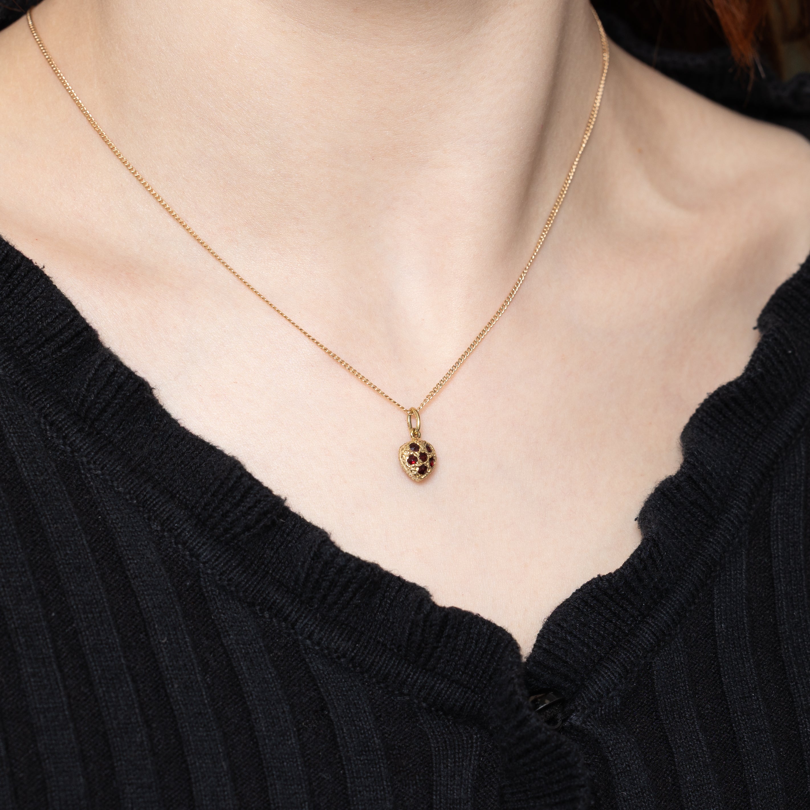 14k Garnet Textured Heart Pendant | 0.23ctw