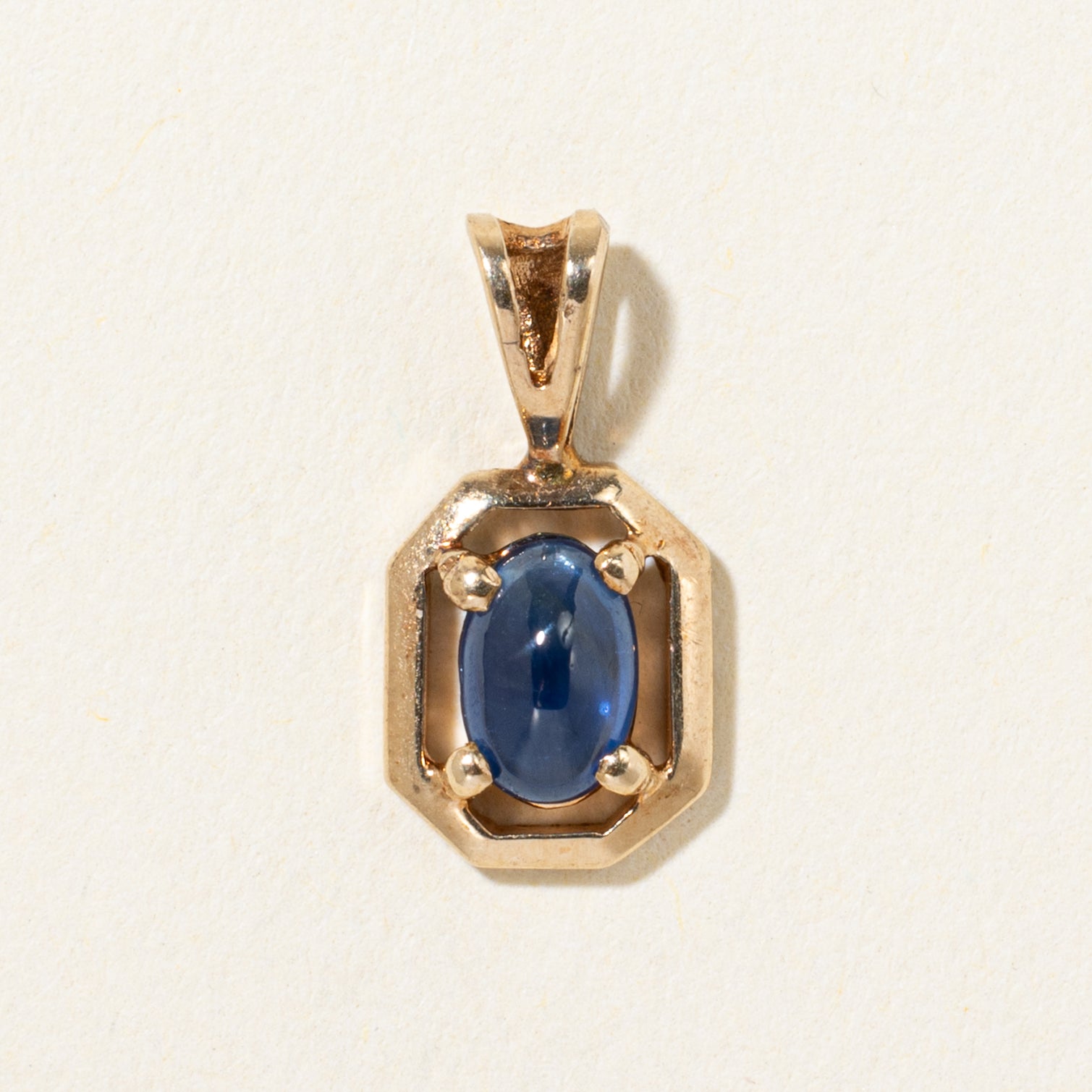 Pendentif octogonal en saphir 10 carats | 0,50 ct
