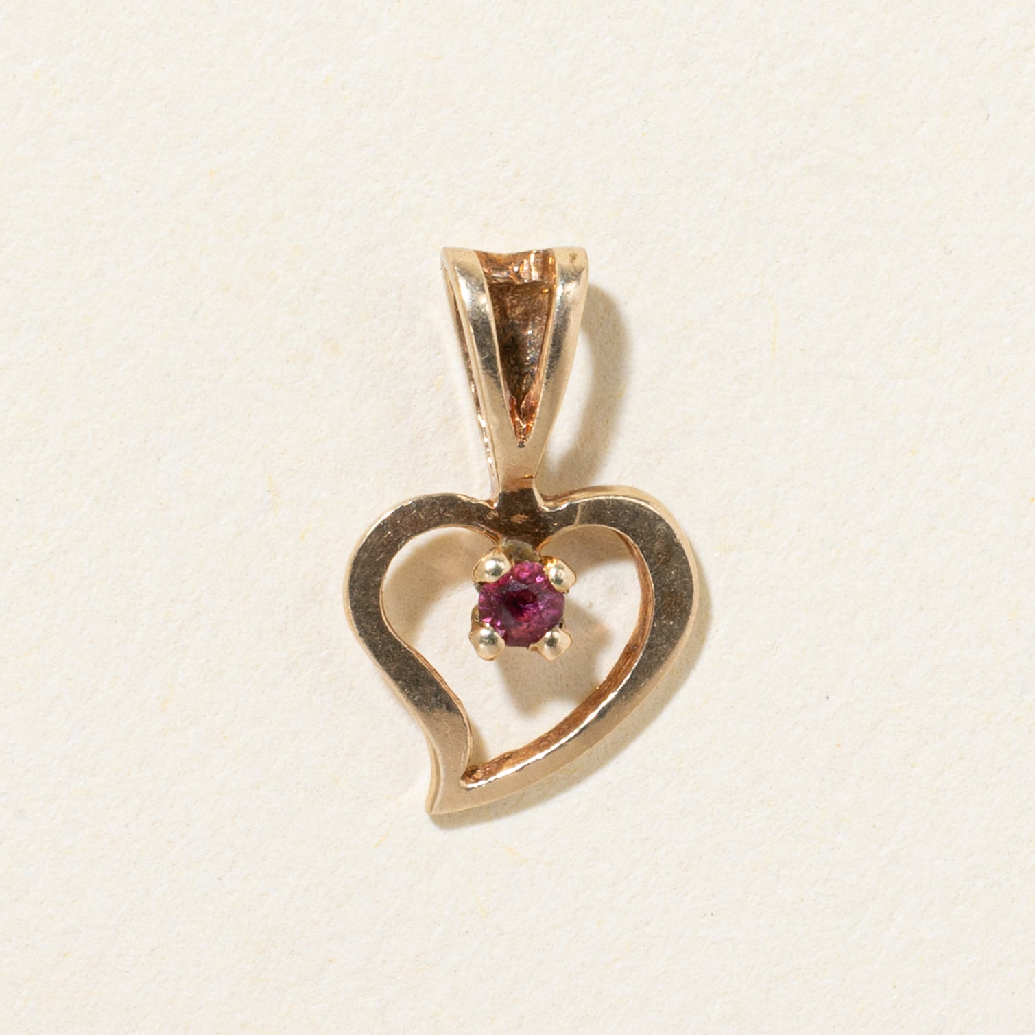 10k Ruby Heart Pendant | 0.016ct