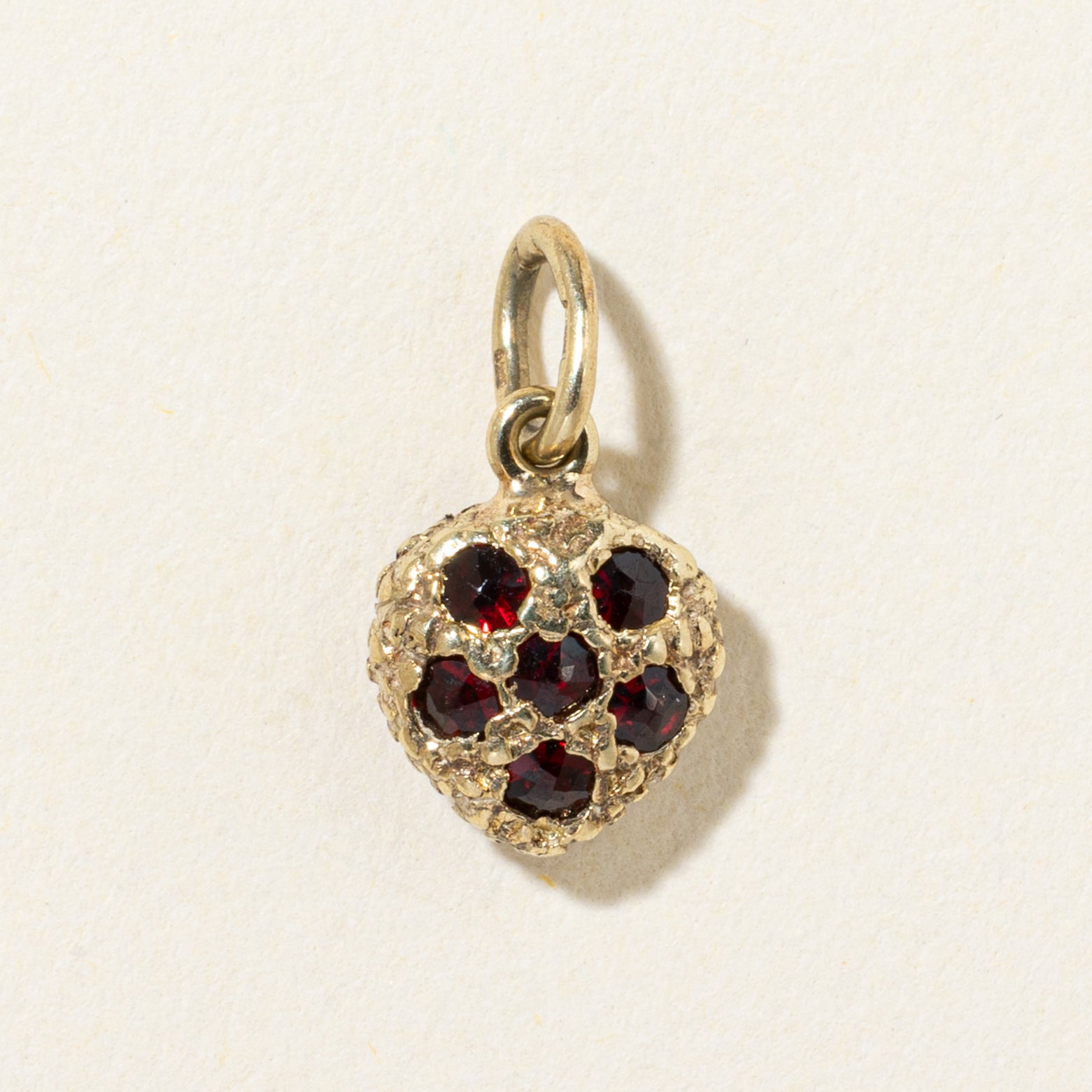 14k Garnet Textured Heart Pendant | 0.23ctw