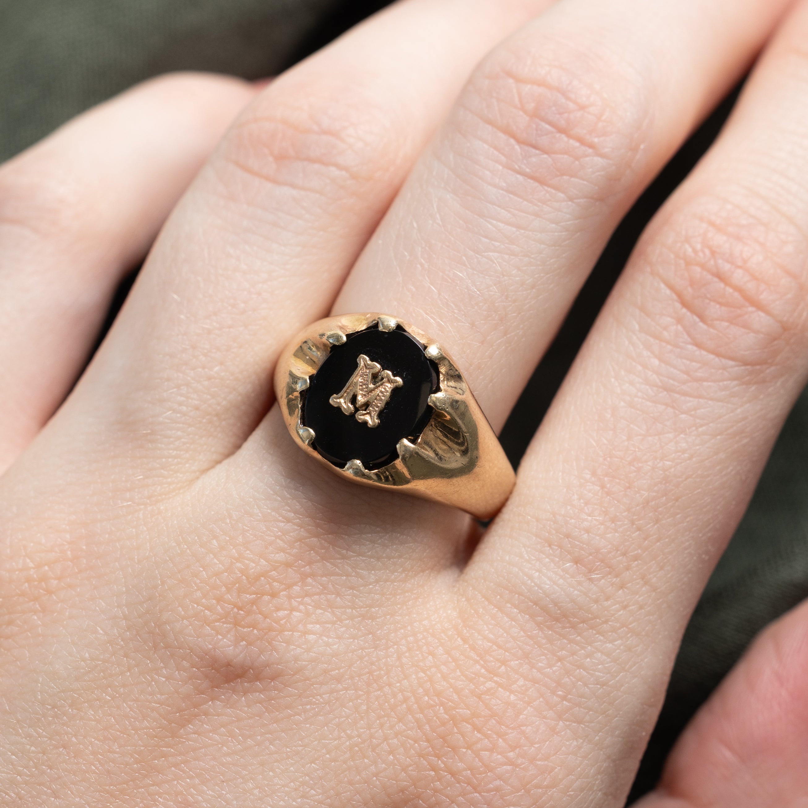 10k Belcher Set Onyx "M" Initial Signet Ring | 0.97ct | SZ 8.75