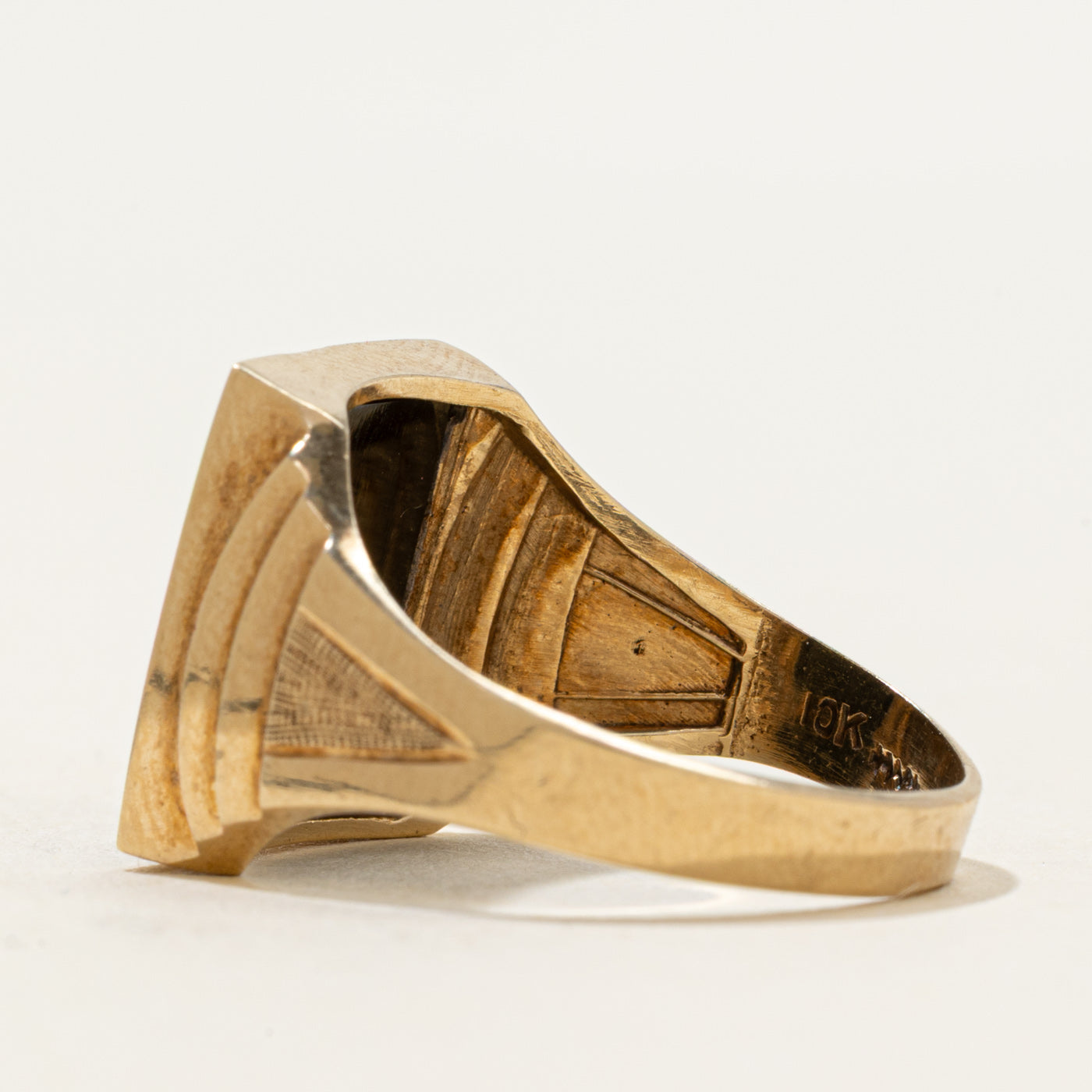 10k Onyx "P" Initial Grooved Signet Ring | 1.93ct | SZ 10.5