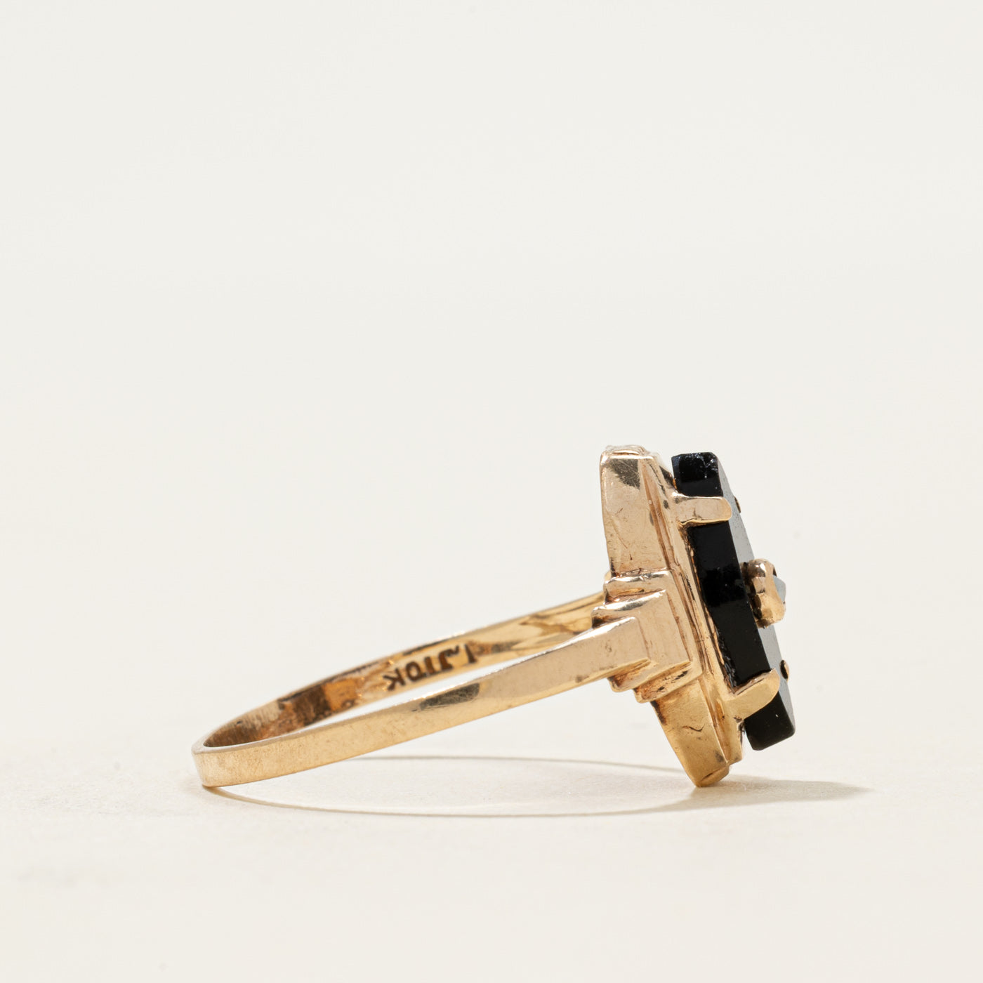 10k Onyx & Seed Pearl Navette Ring | 0.61ctw | SZ 7