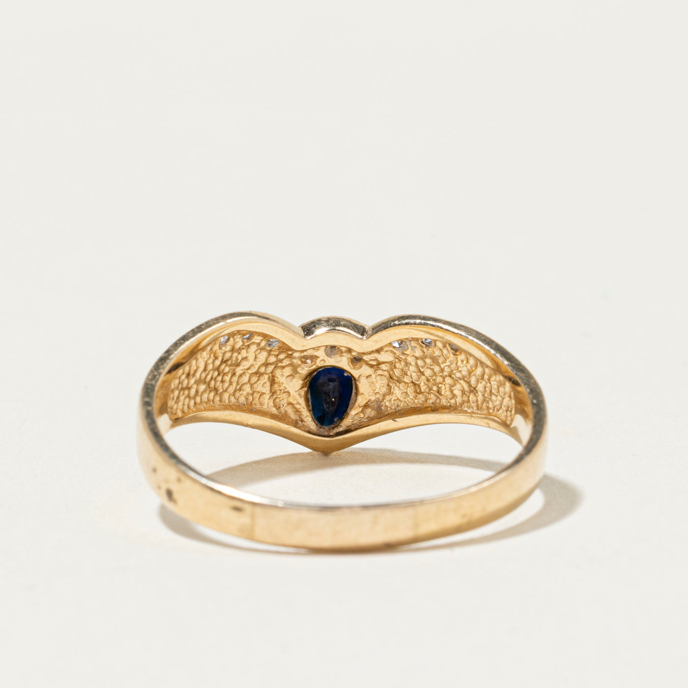 Pear Cut Sapphire & Diamond Chevron Ring | SZ 8.5