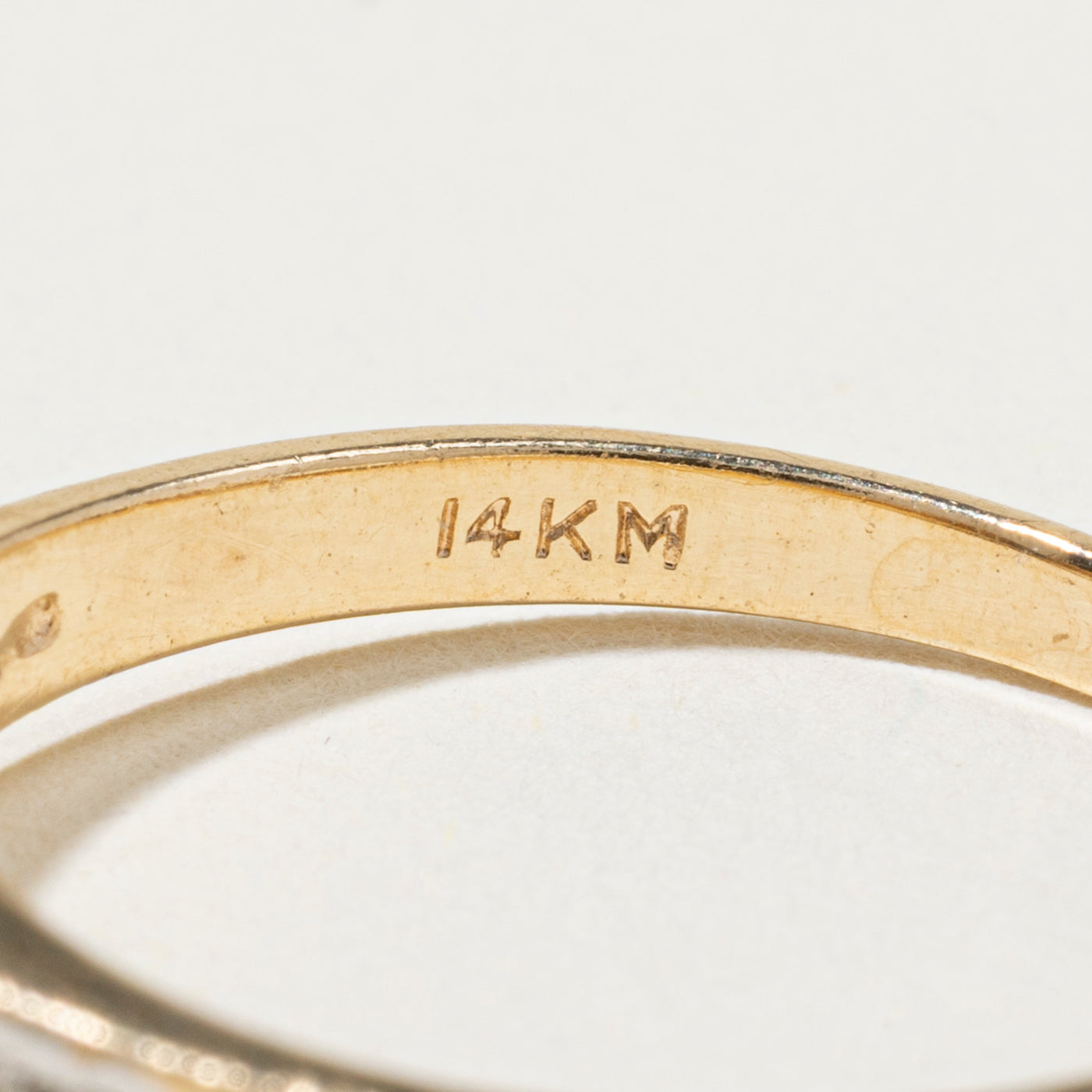 Oval Cut Sapphire & Diamond Accented Ring | SZ 7.5