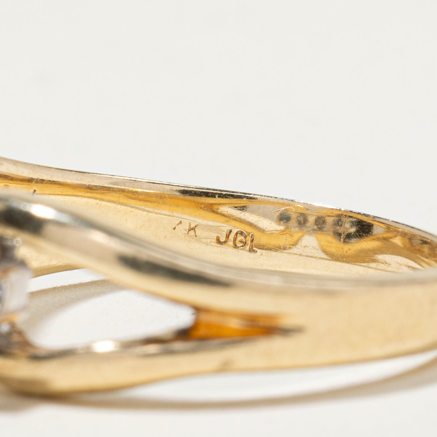 Diamond & Sapphire Double Buckle Ring | SZ 6