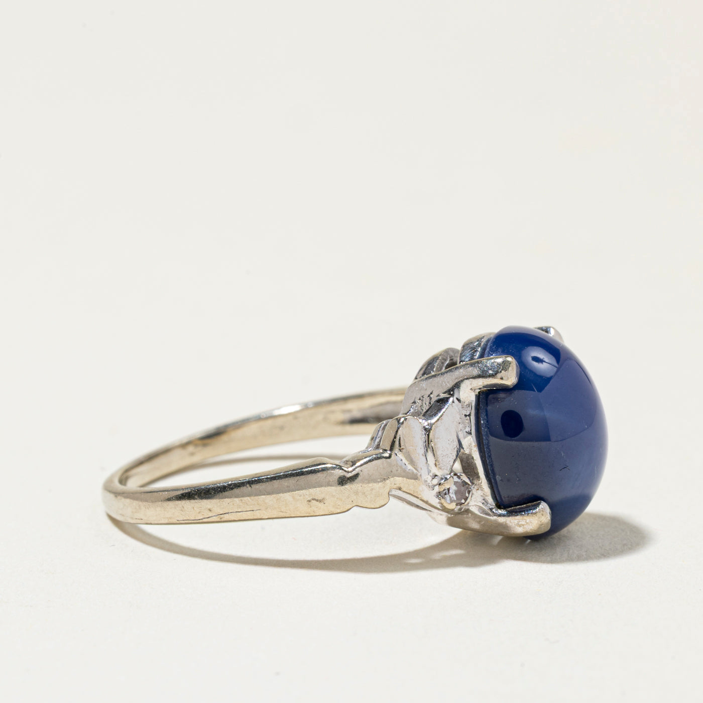 Bague en saphir étoilé synthétique et diamants | Taille 8,5