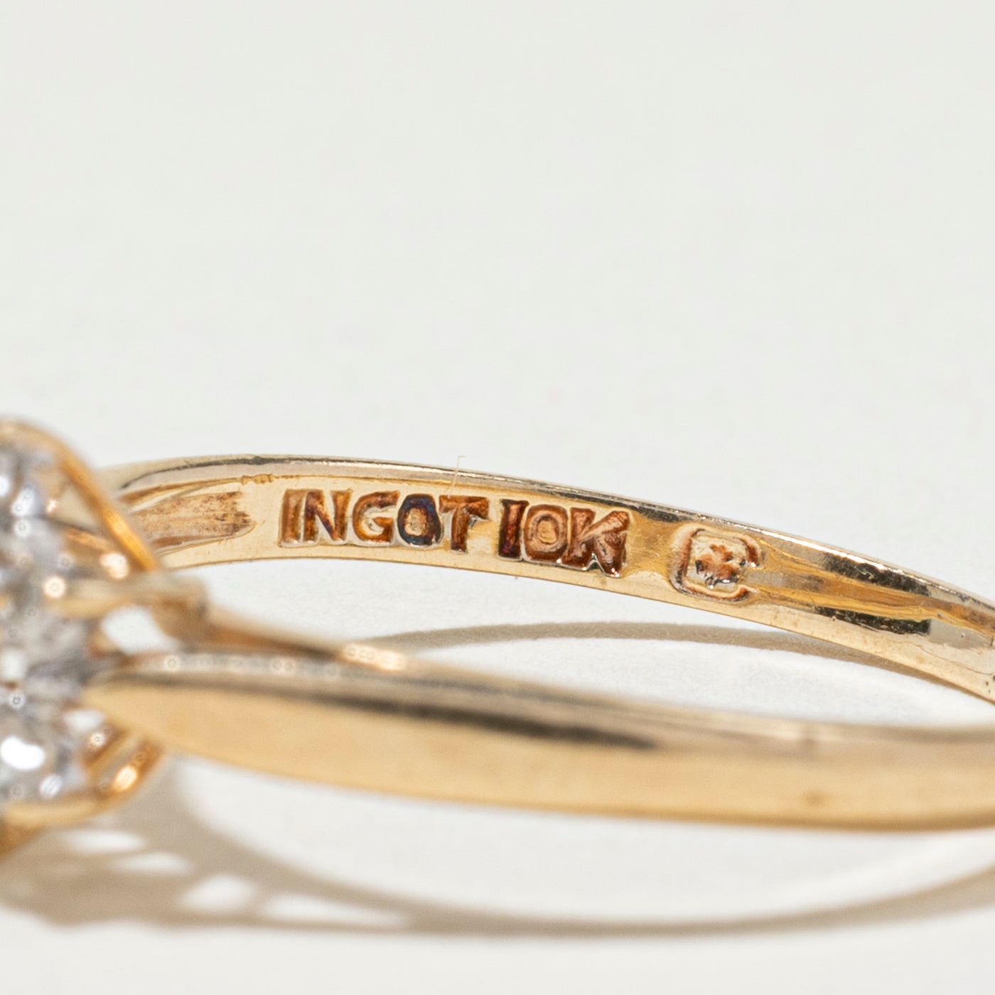 Canadian Sapphire & Diamond Petal Ring | SZ 4.25