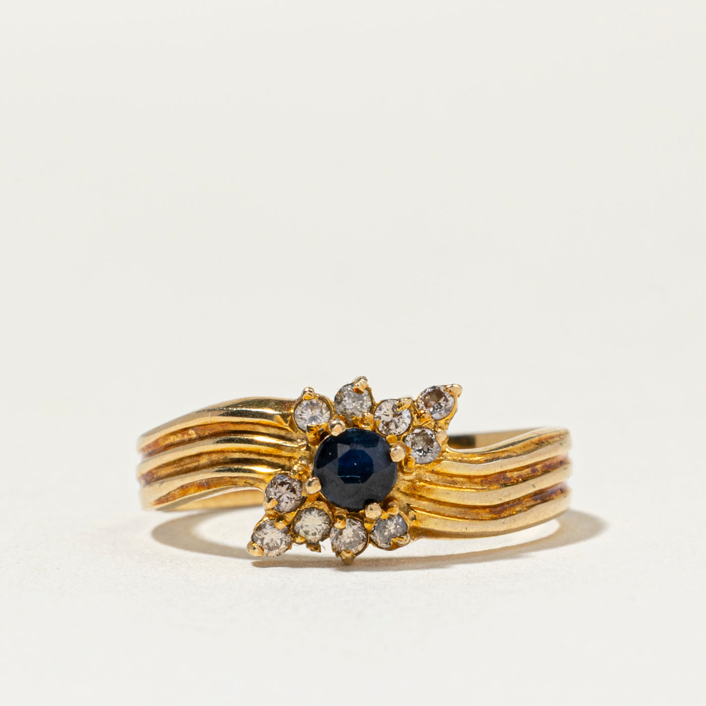 Sapphire & Diamond Accented Grooved Wave Ring | SZ 6