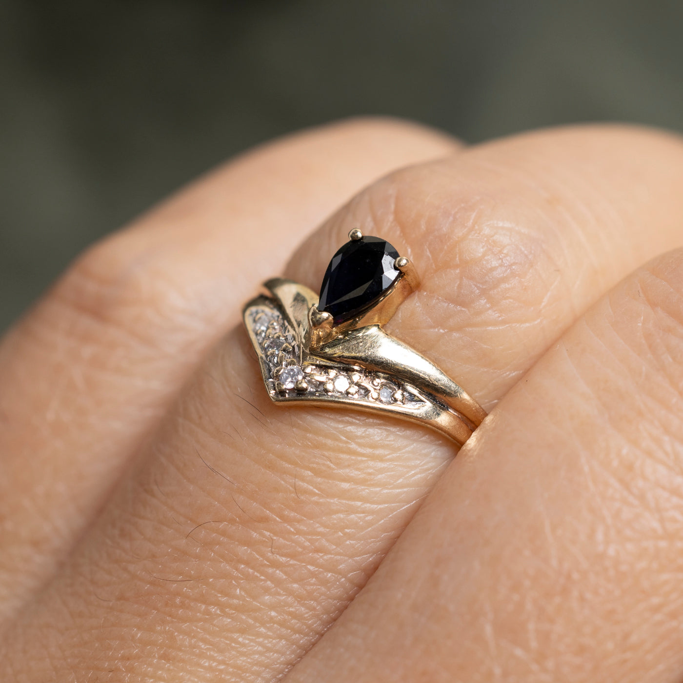 Pear Cut Sapphire & Diamond Chevron Ring | SZ 6