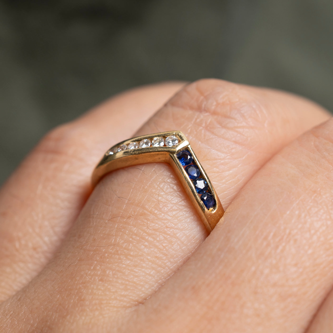 18k Channel Set Diamond & Sapphire Chevron Ring | SZ 7.75