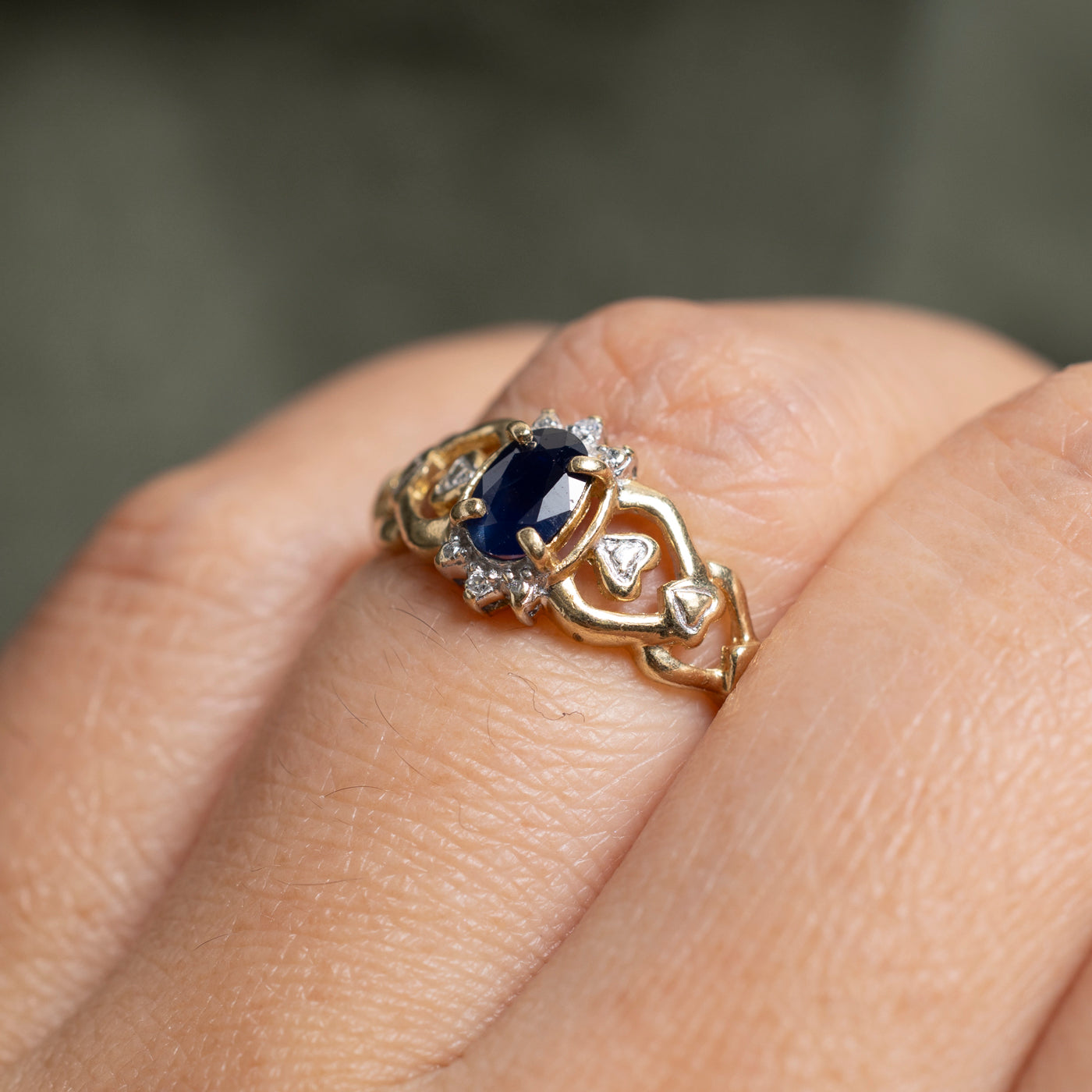 Oval Cut Sapphire & Diamond Heart Accented Ring | SZ 6