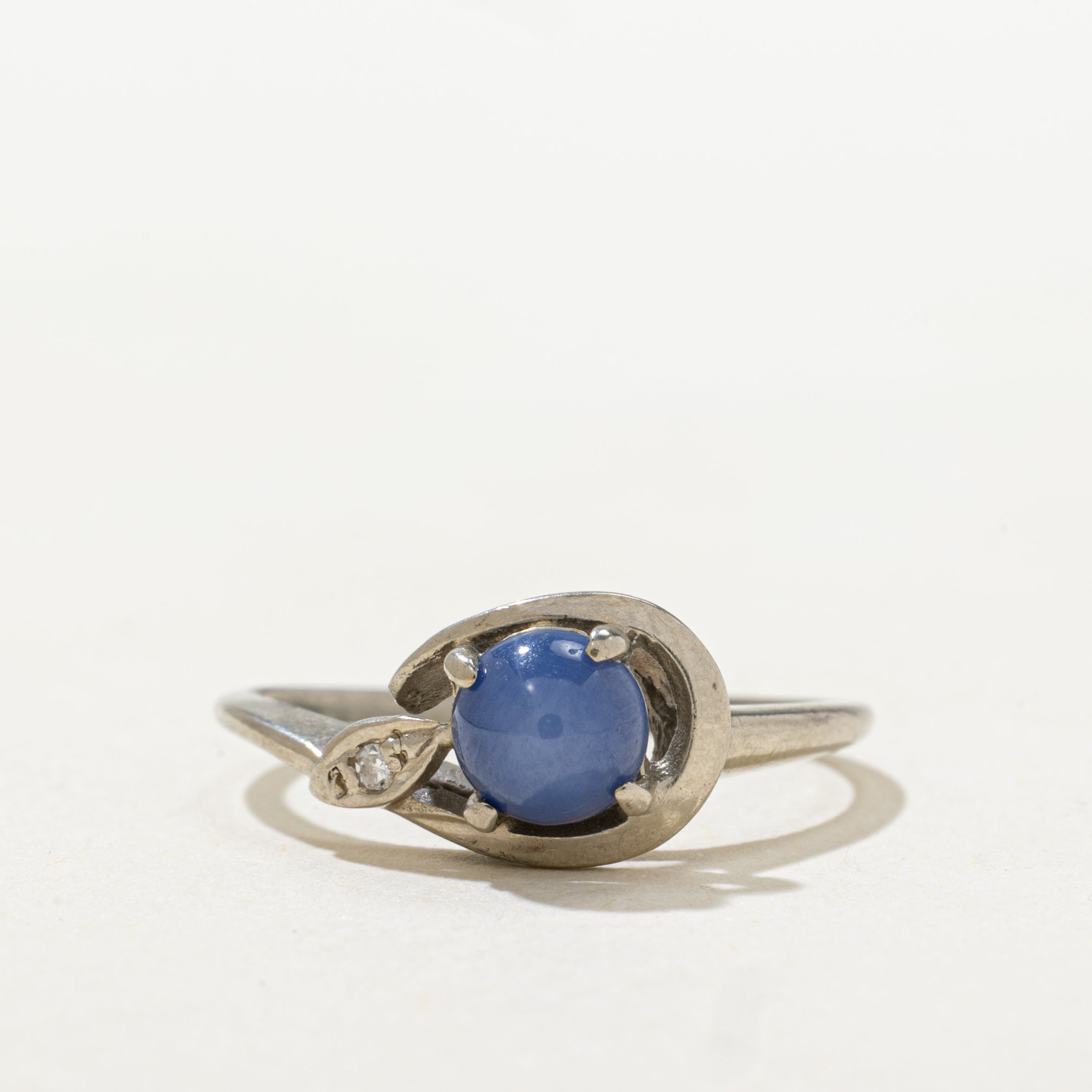 Cabochon Synthetic Star Sapphire & Natural Diamond Ring | SZ 5.25