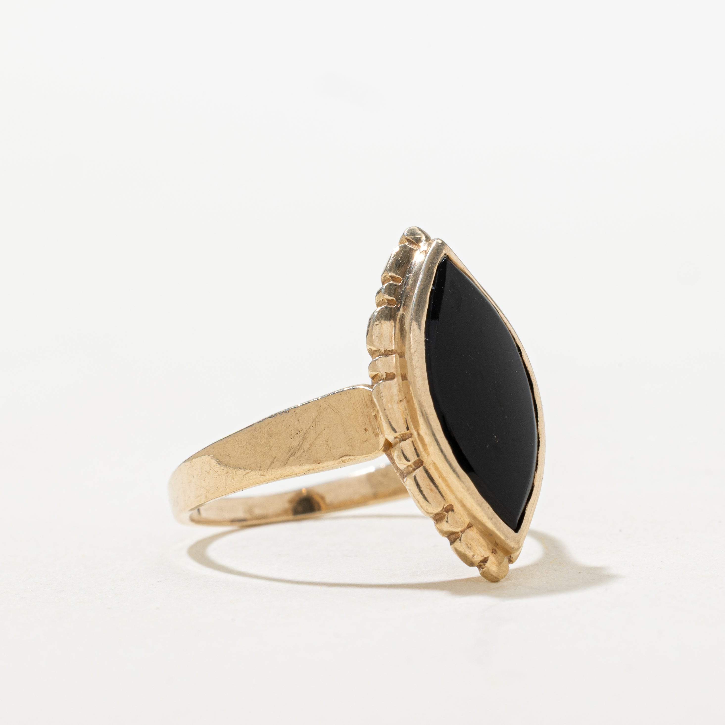 Cabochon Onyx Textured Navette Ring | SZ 7