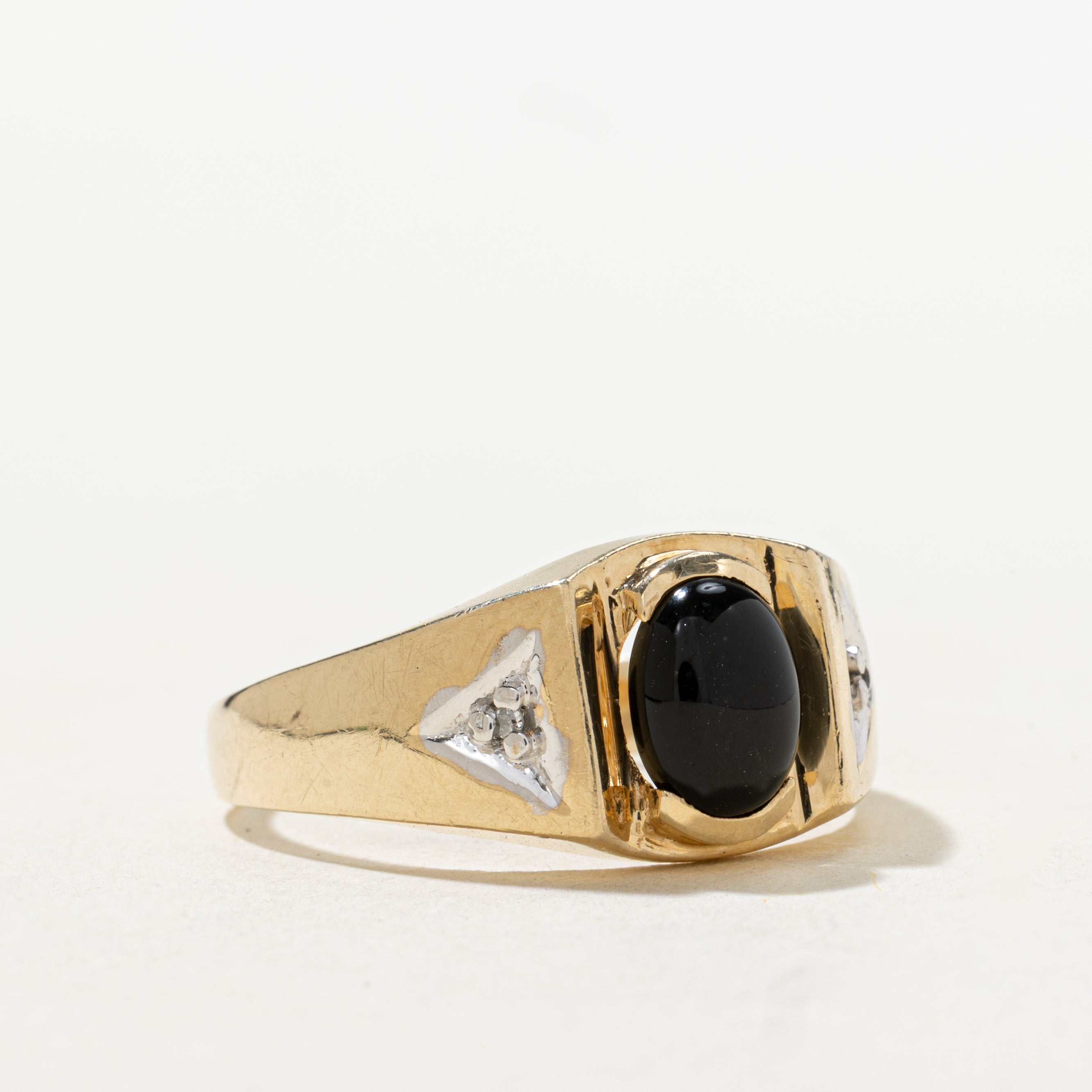 Oval Cabochon Onyx & Diamond Ring | SZ 9.75