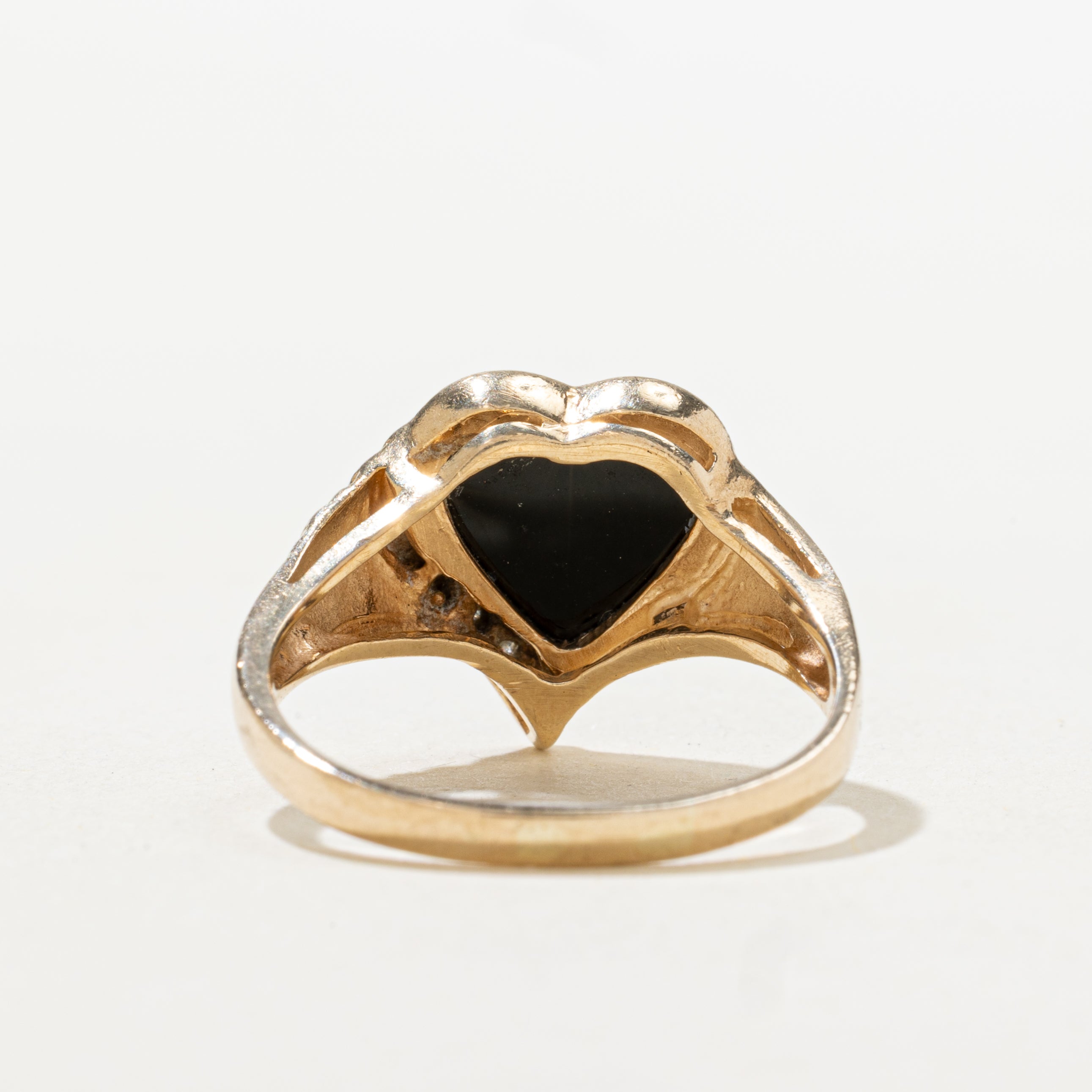 Onyx & Diamond Heart Grooved Signet Ring | SZ 7.75