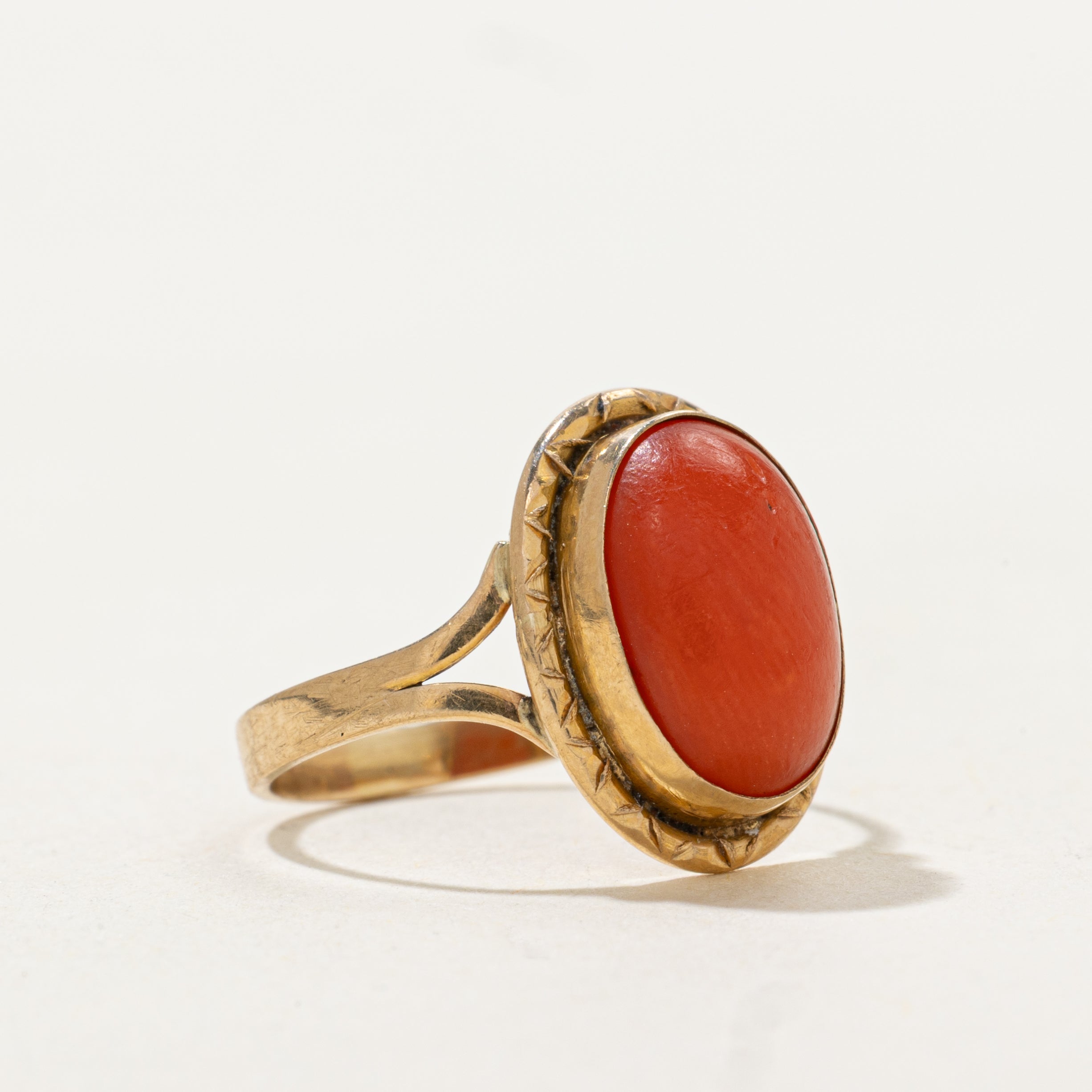 18k Bezel Set Coral Open Shank Ring | SZ 3