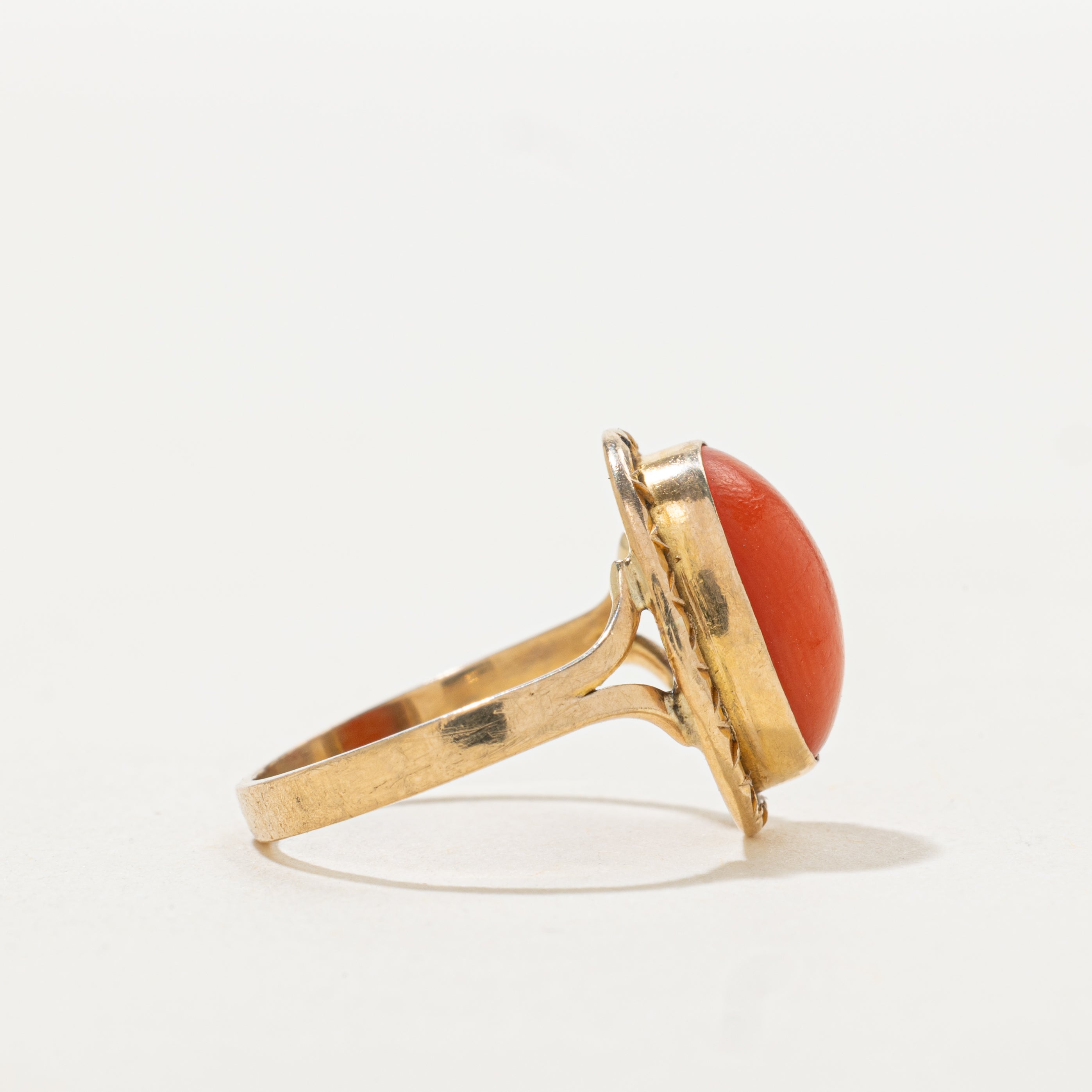 18k Bezel Set Coral Open Shank Ring | SZ 3