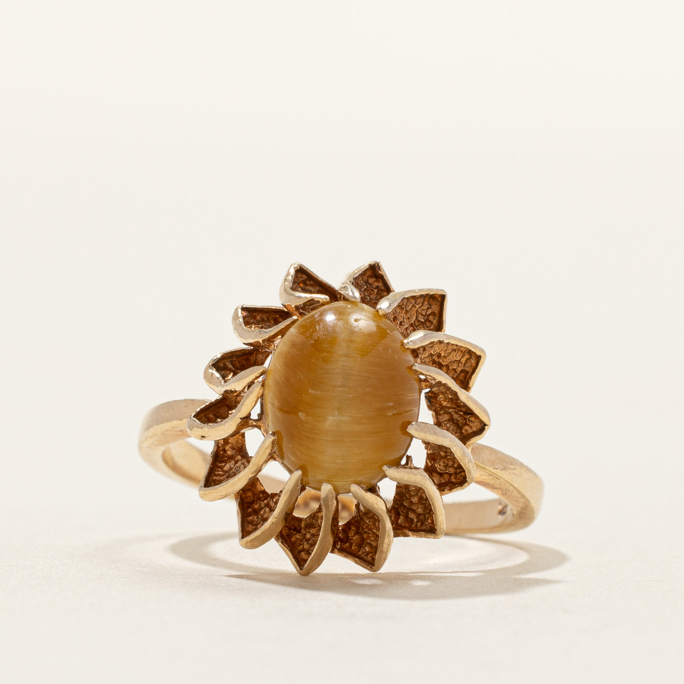 Cat's Eye Floral Cocktail Ring | SZ 6