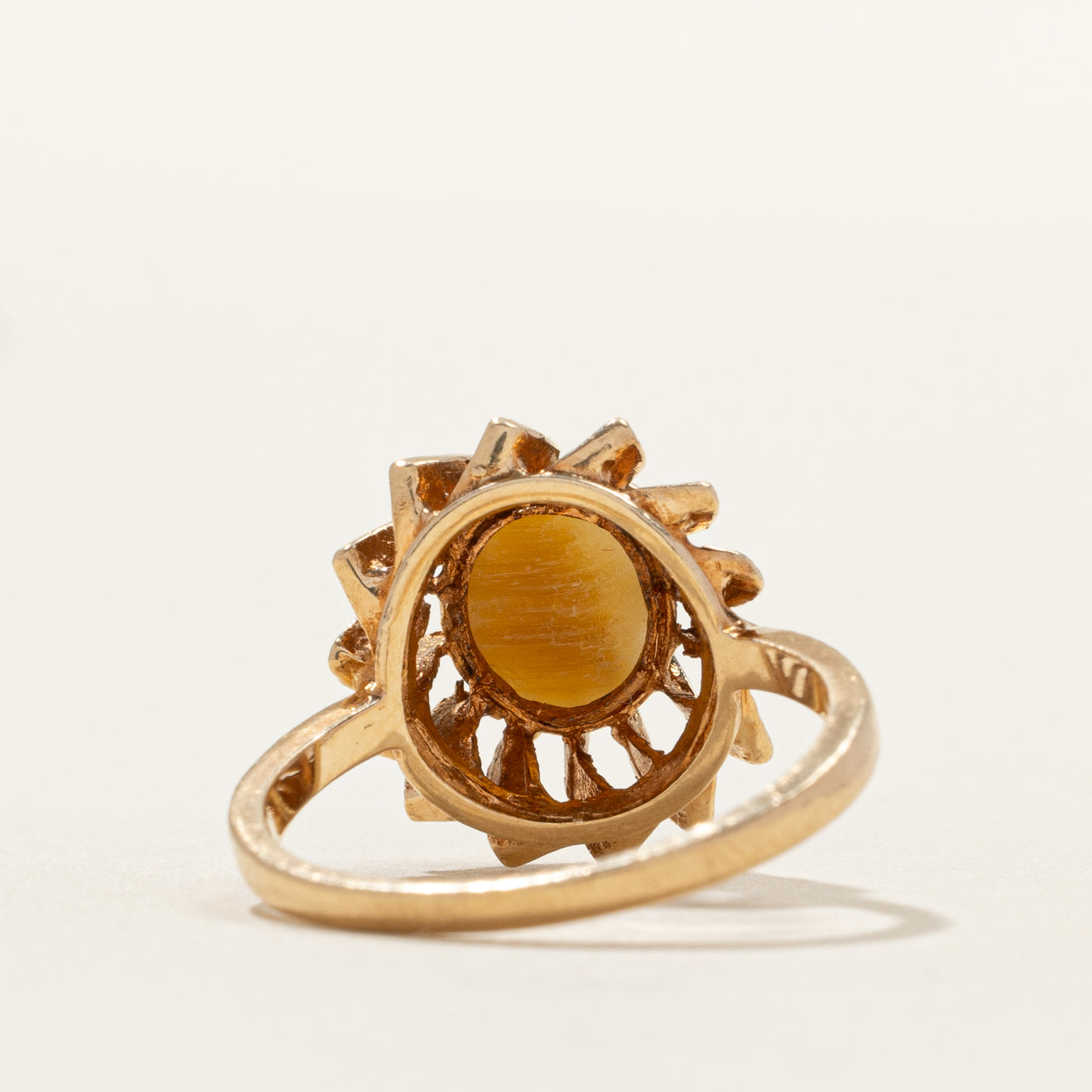 Cat's Eye Floral Cocktail Ring | SZ 6