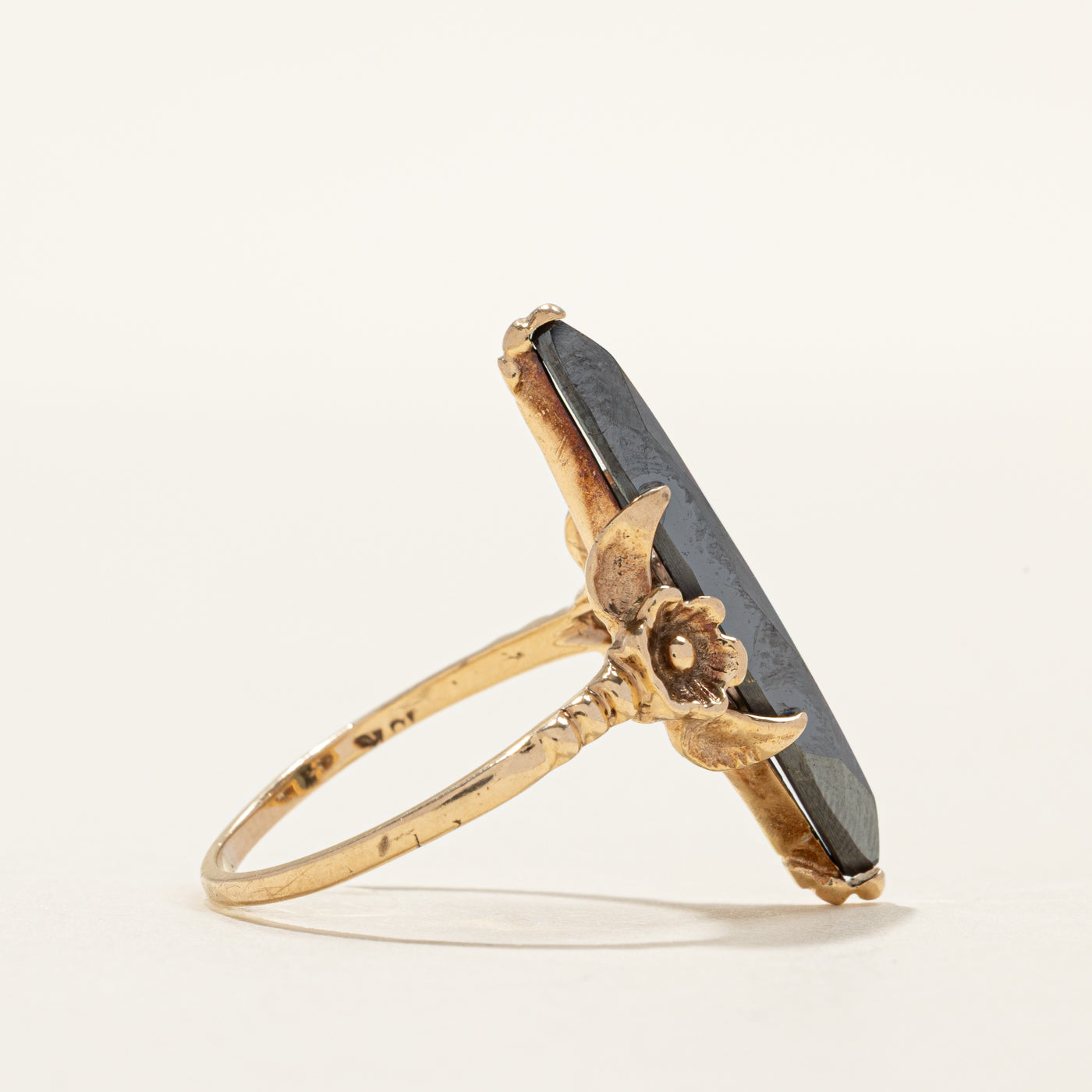 Hematite Floral Navette Ring | SZ 8.75