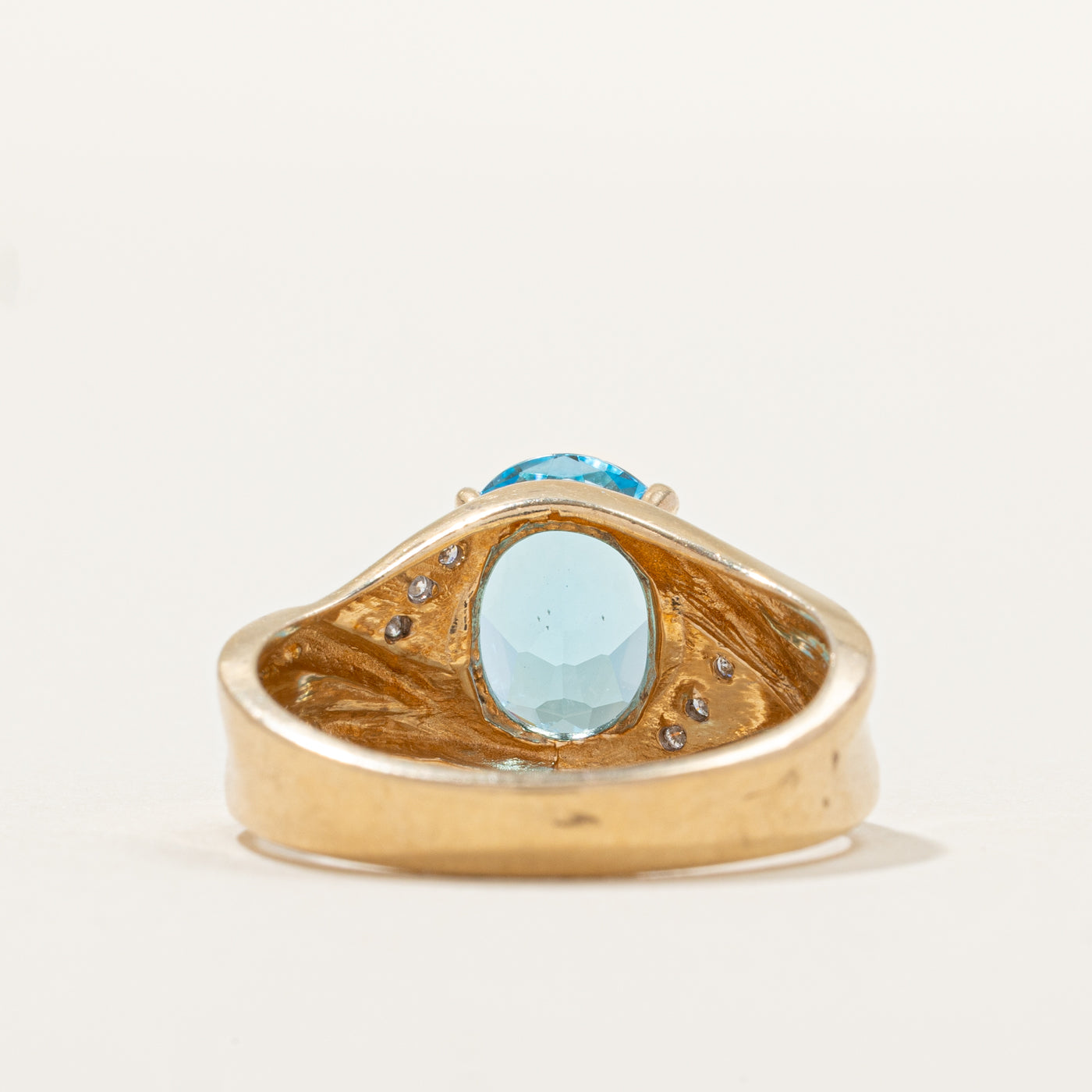 Oval Cut Topaz & Diamond Grooved Ring | 2.31ct, 0.03ct | SZ 7