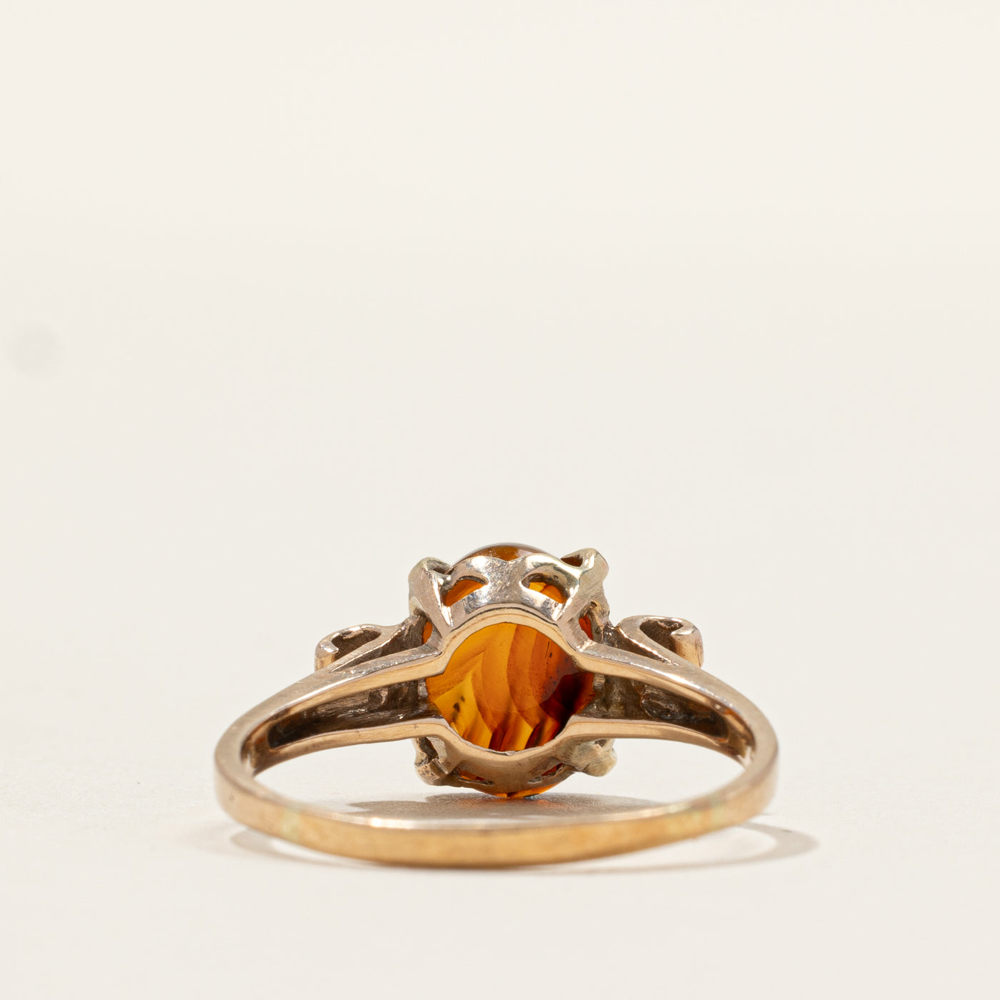 Yellow Gold Oval Agate Ring | SZ 7.5