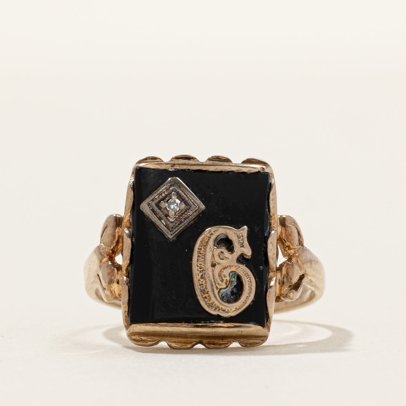 Onyx & Diamond "C" Scalloped Initial Signet Ring | 0.003ct | SZ 6.25