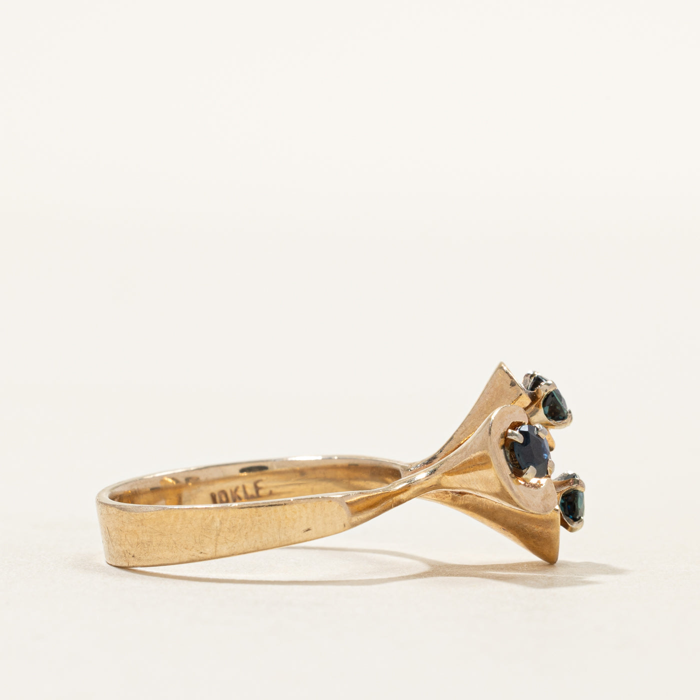 Three Stone Sapphire Cone Abstract Ring | SZ 6