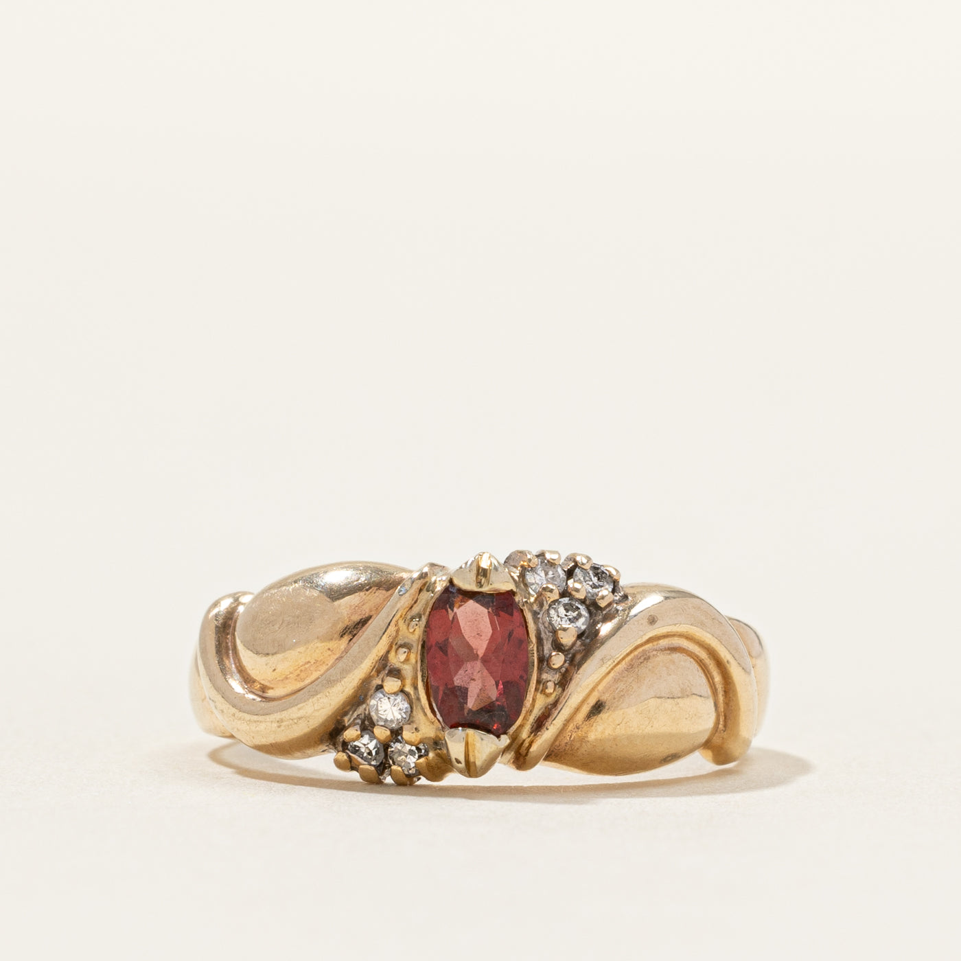 Oval Cut Garnet & Diamond Wave Design Ring | 0.06ctw | SZ 5.5
