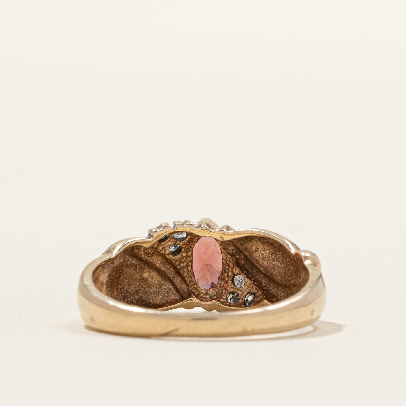 Oval Cut Garnet & Diamond Wave Design Ring | 0.06ctw | SZ 5.5