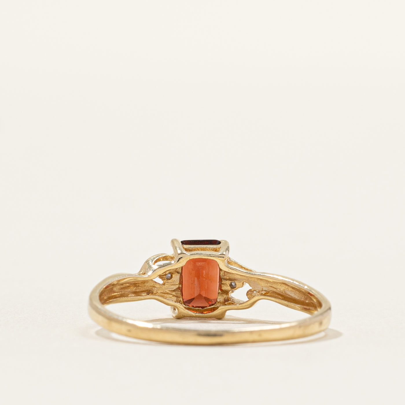 Emerald Cut Garnet & Diamond Ring | 0.004ctw | SZ 7