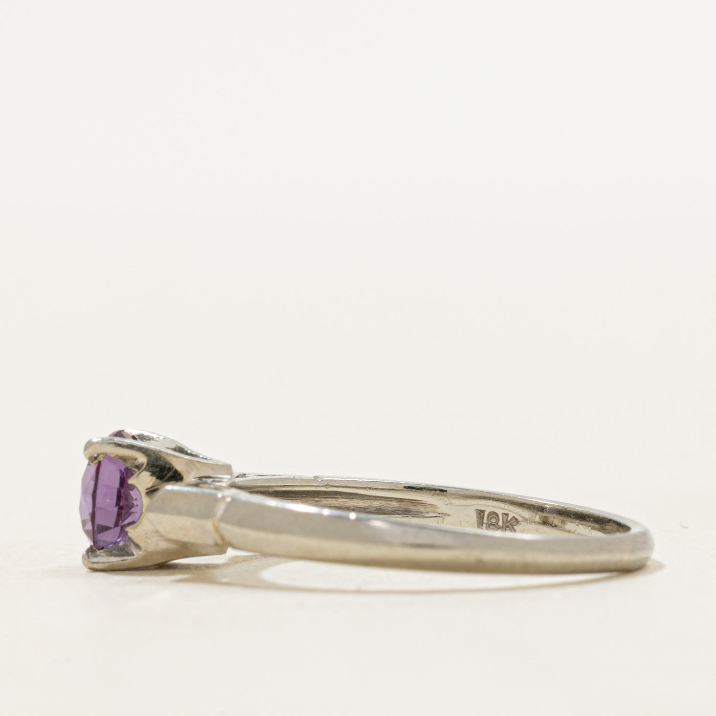 18k Solitaire Synthetic Sapphire Ring | SZ 7.5