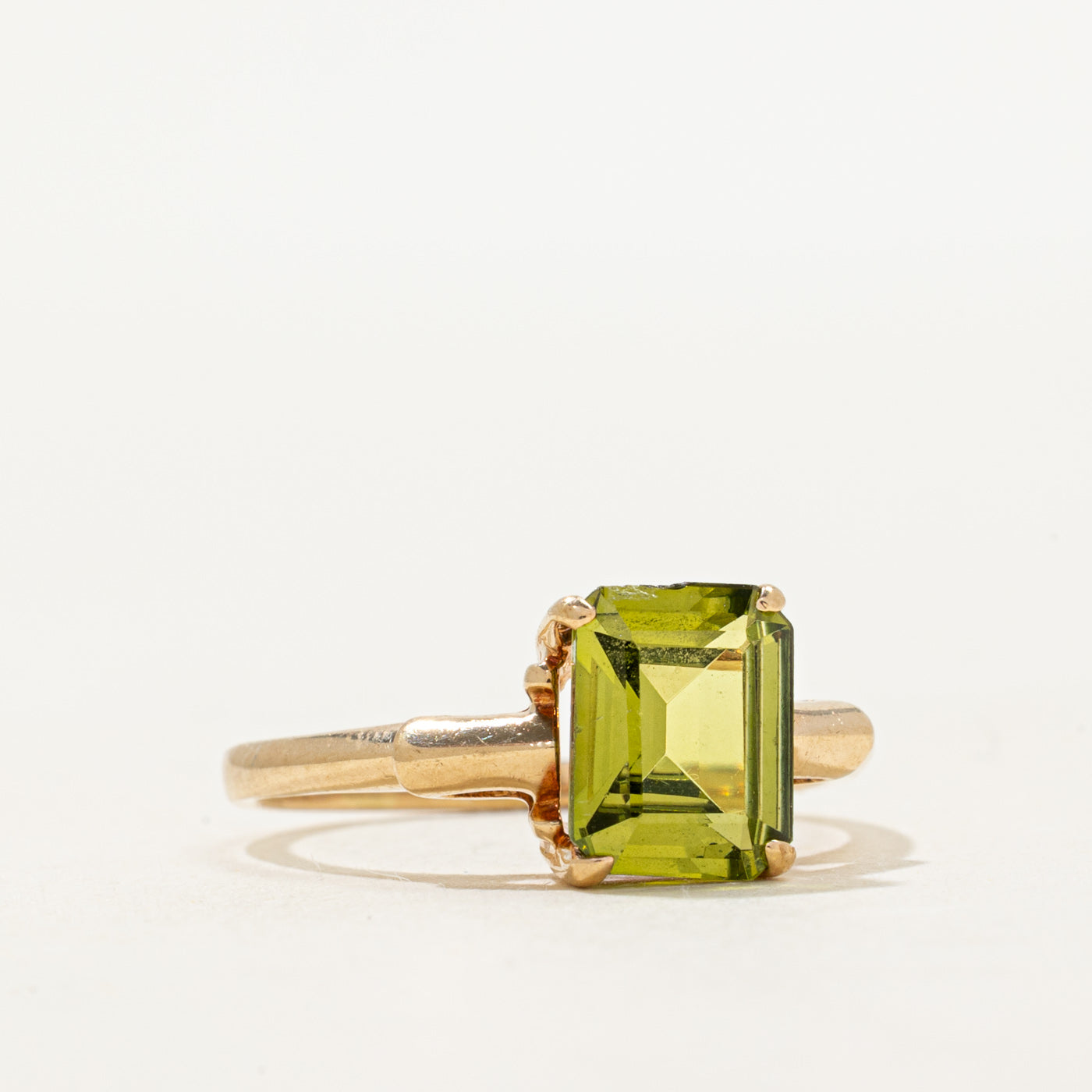 Basket Set Synthetic Spinel Ring | SZ 5.5