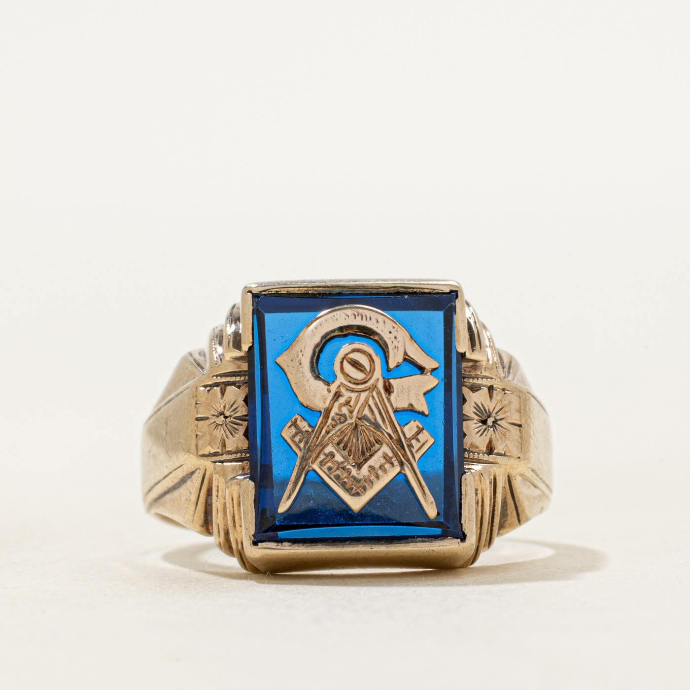Synthetic Sapphire Free Masons Crest Ring | SZ 6.25