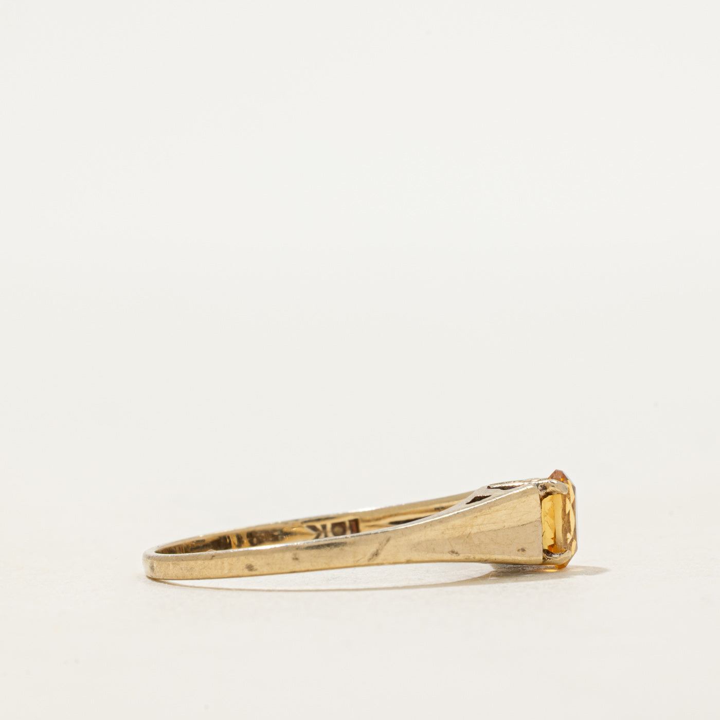 Oval Cut Citrine Tapered Ring | SZ 6