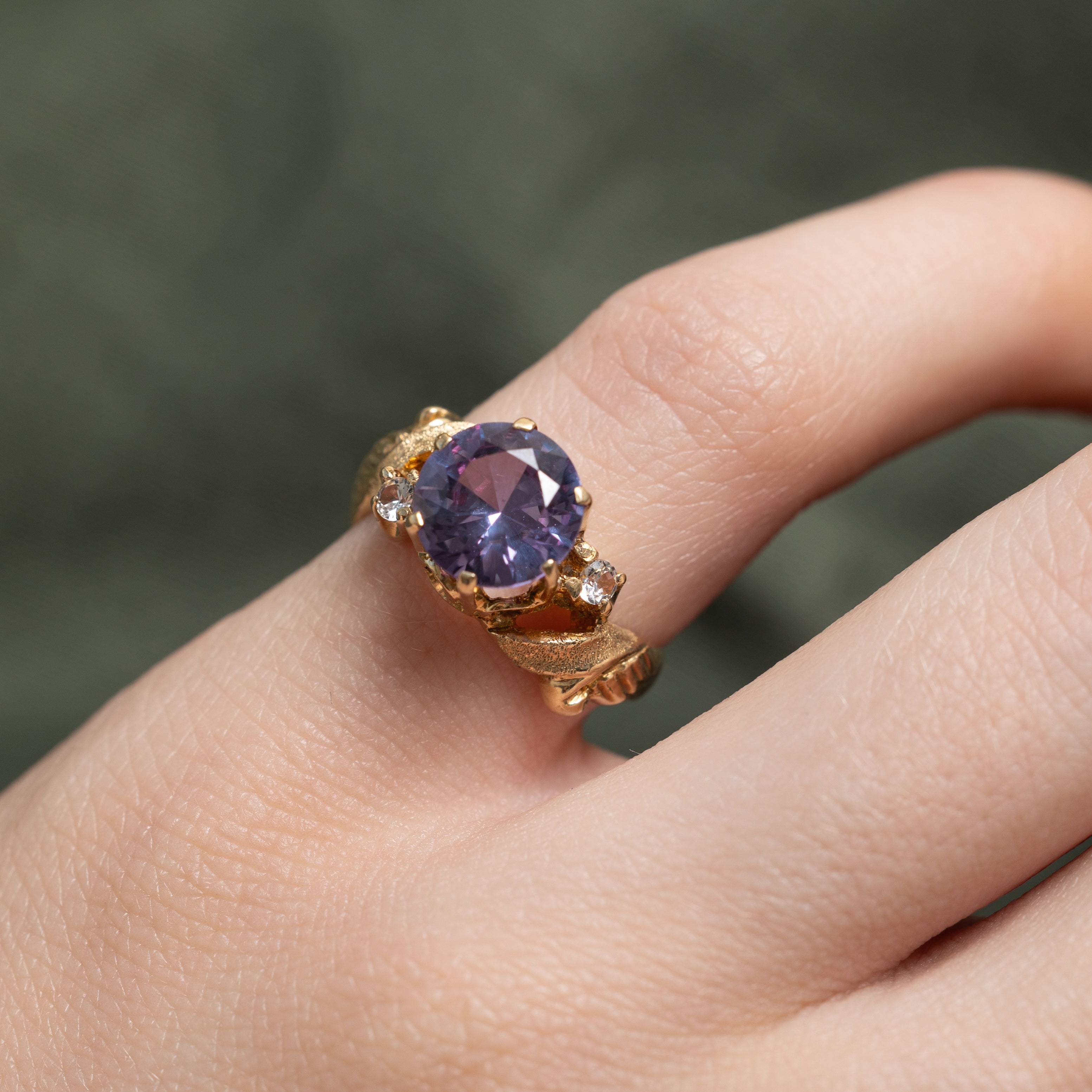 Synthetic Sapphire & White Topaz Ring | SZ 4