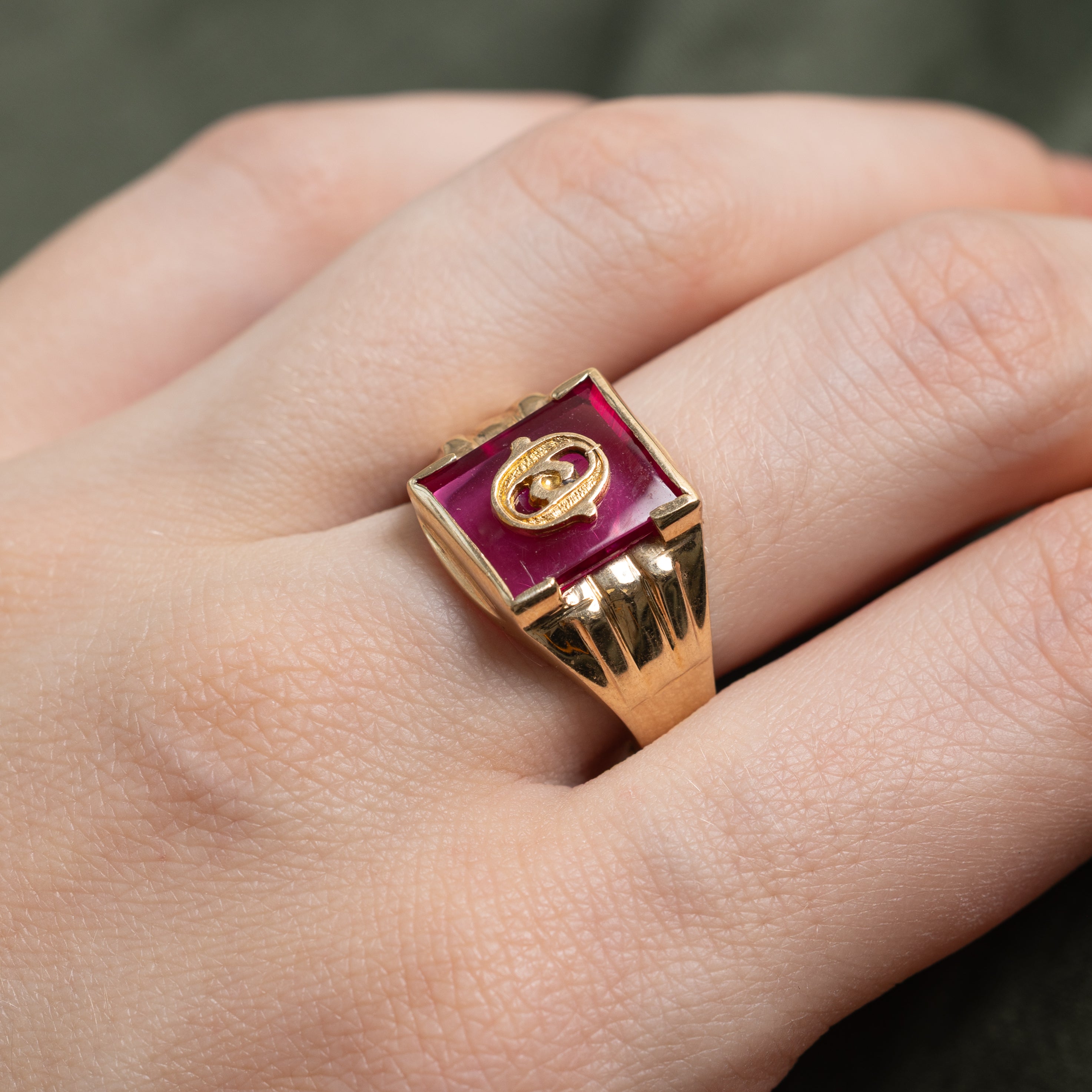 Synthetic Ruby "O" Grooved Signet Ring | SZ 9.75