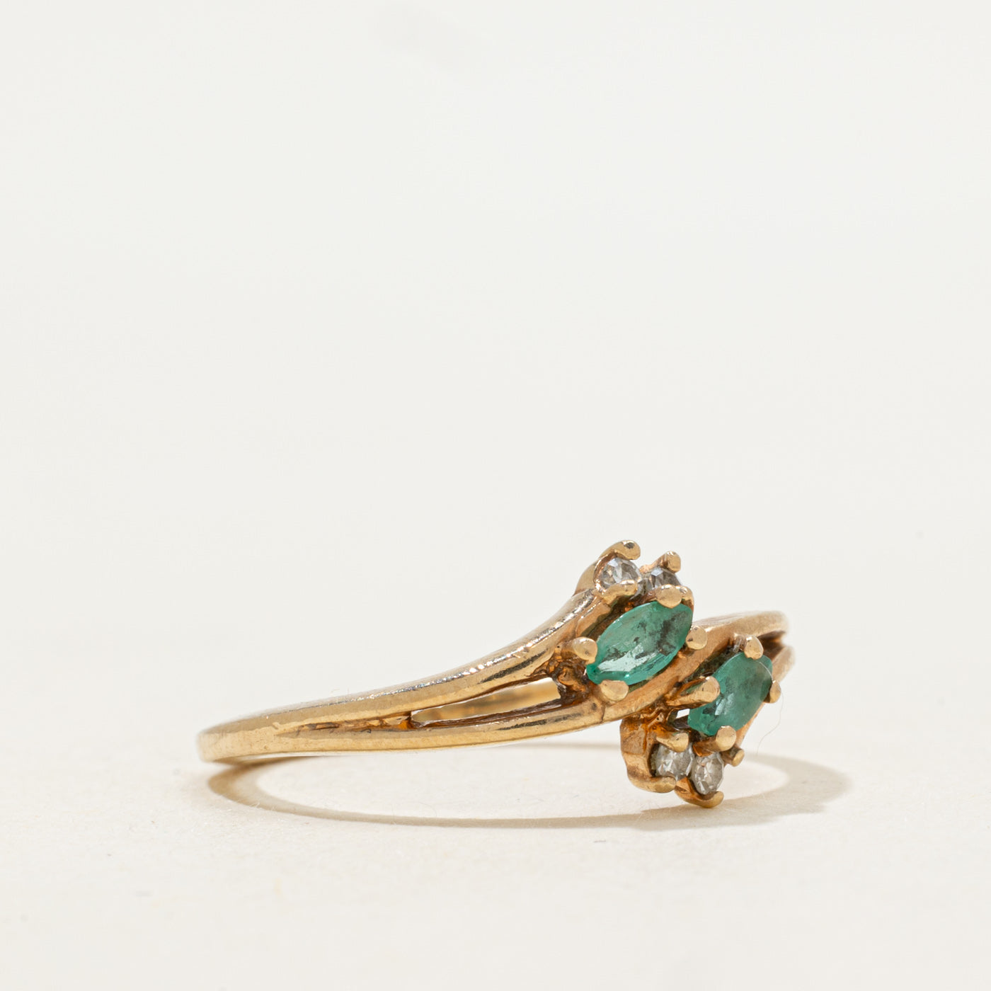 Bague contournante émeraude et diamant | Taille 6,5