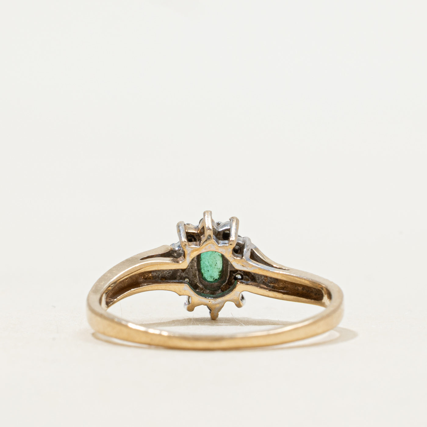 Oval Cut Emerald & Diamond Petal Ring | SZ 6.75